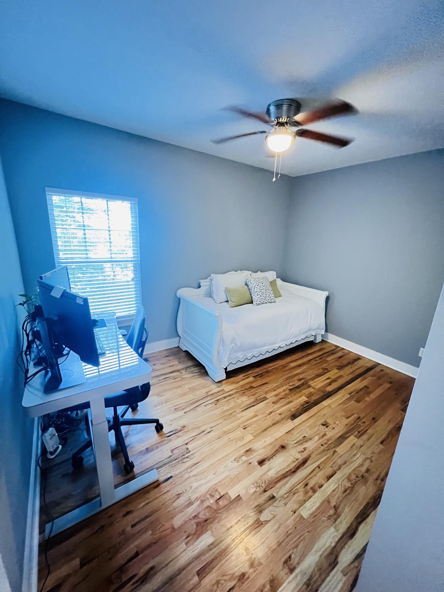 4334 Comet Trail