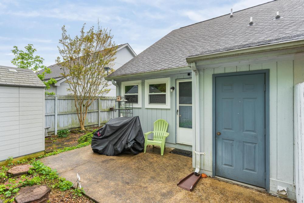 3826 Thrushwood Drive