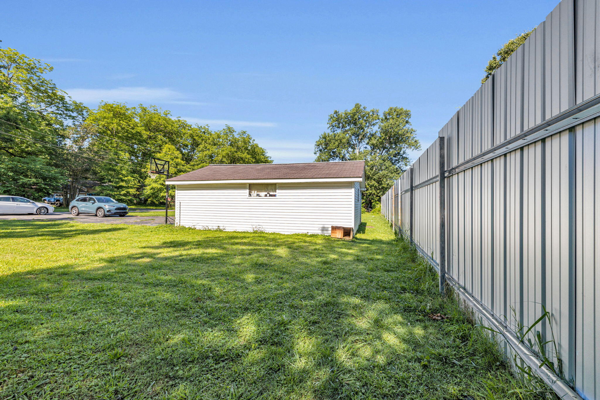 6 W Wotring Street