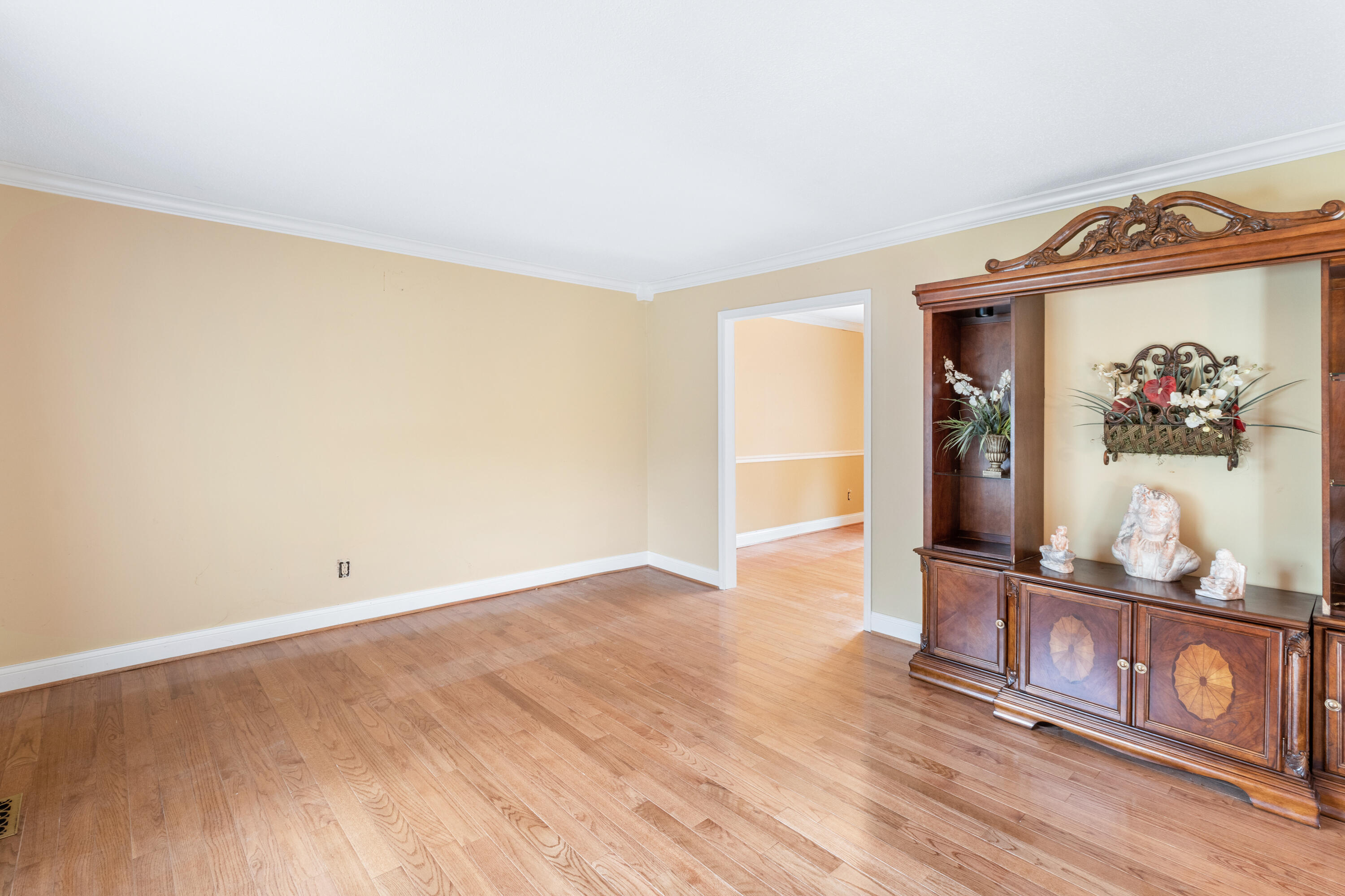 8157 Richland Drive