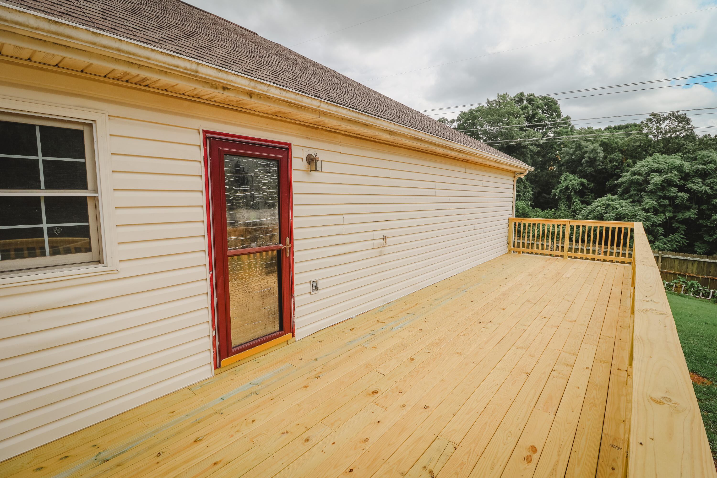170 Hillvale Lane