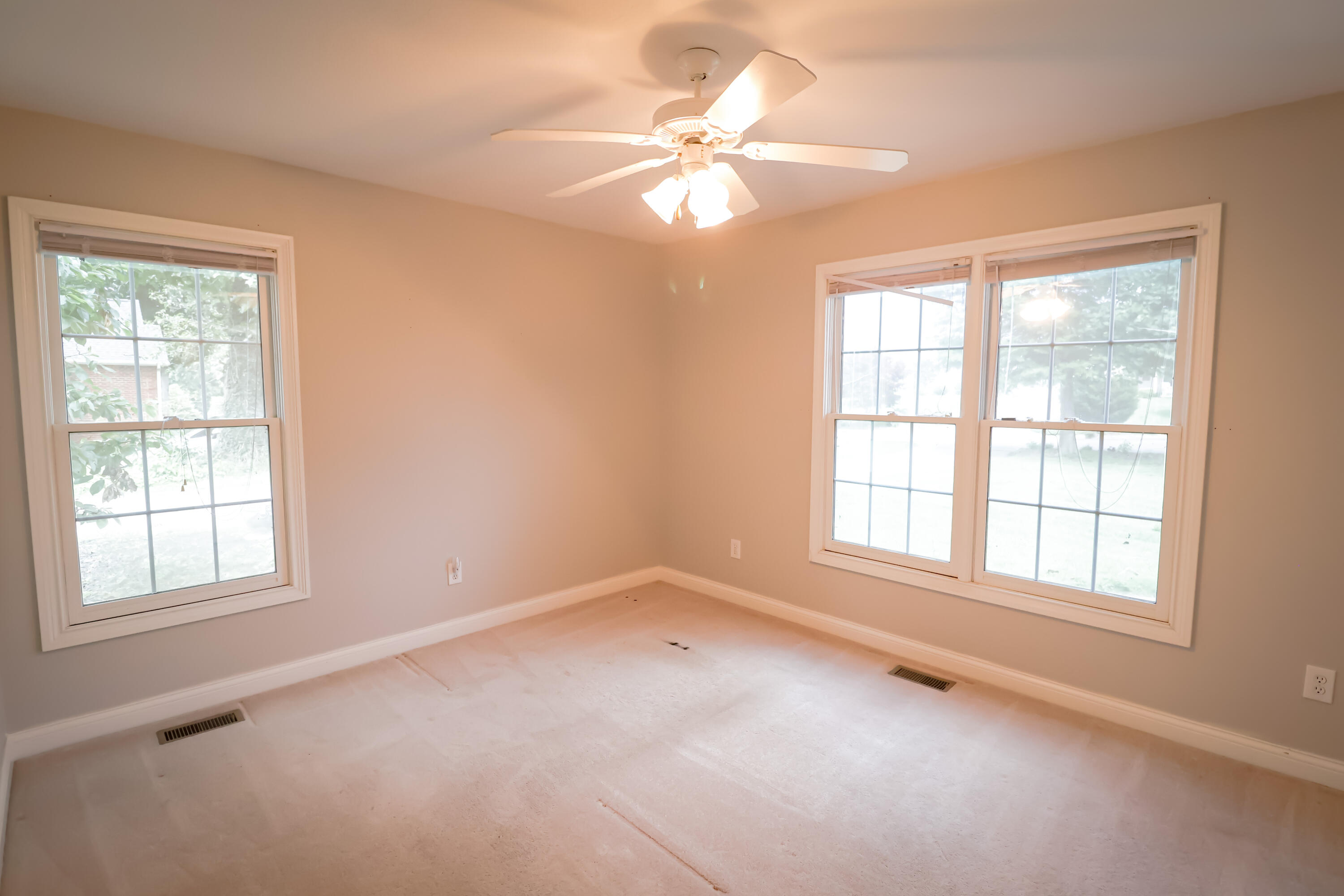 170 Hillvale Lane