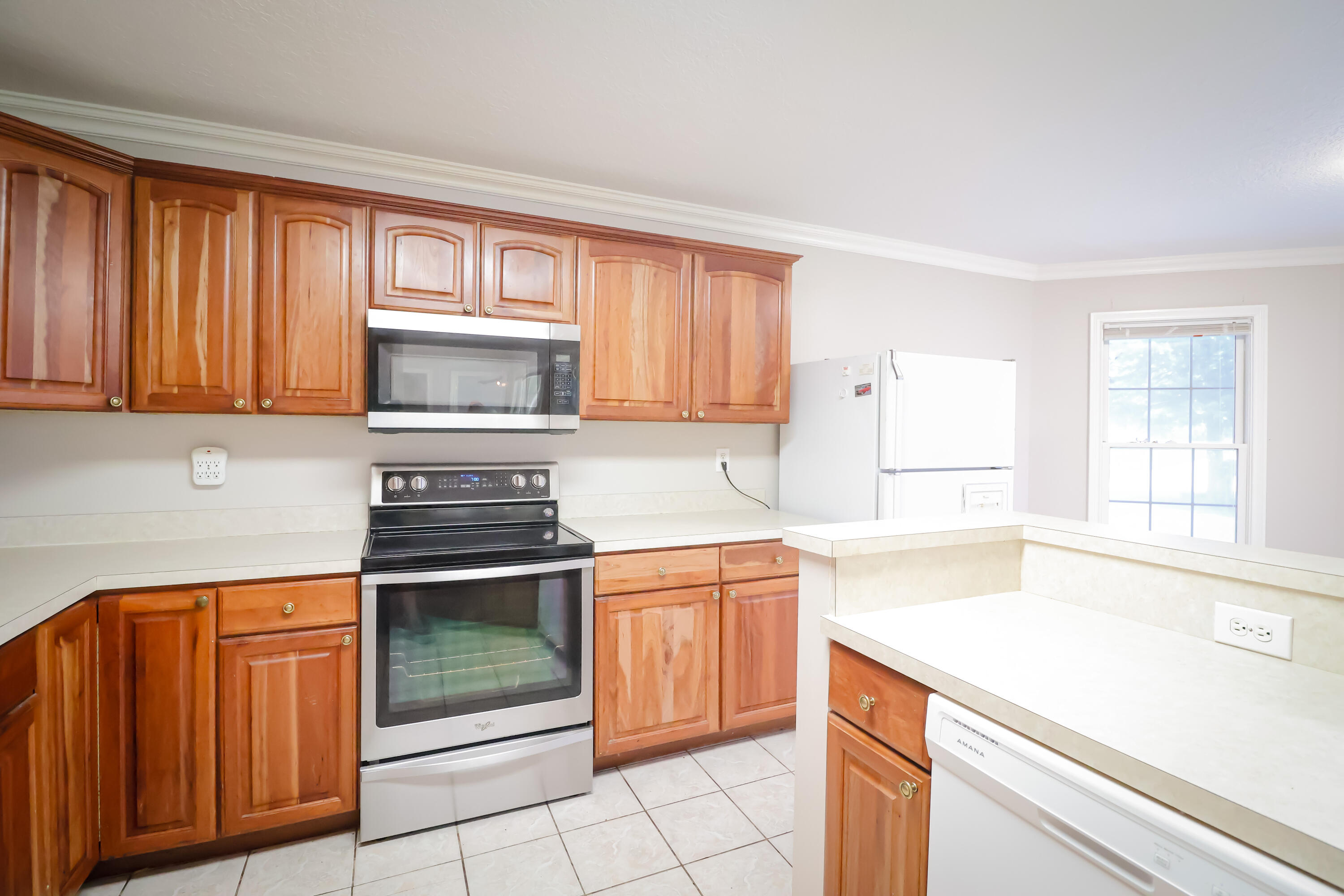 170 Hillvale Lane