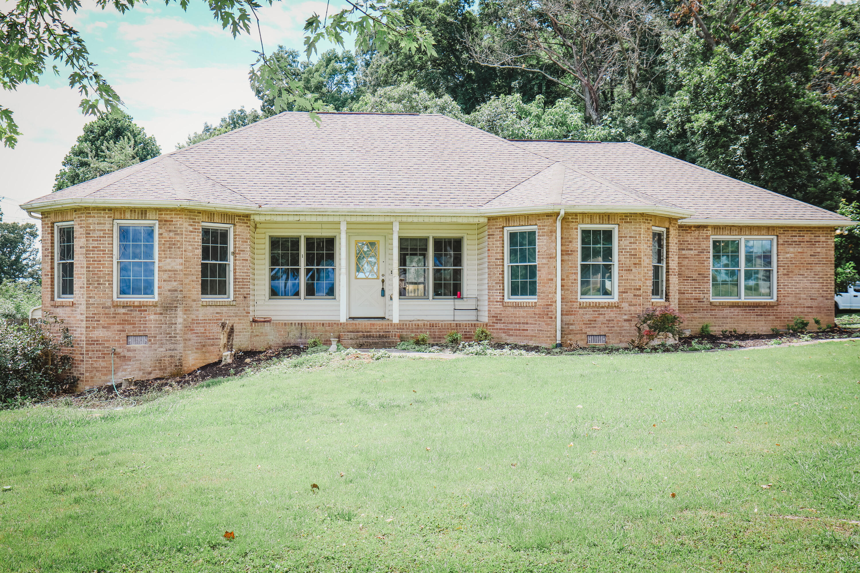 170 Hillvale Lane