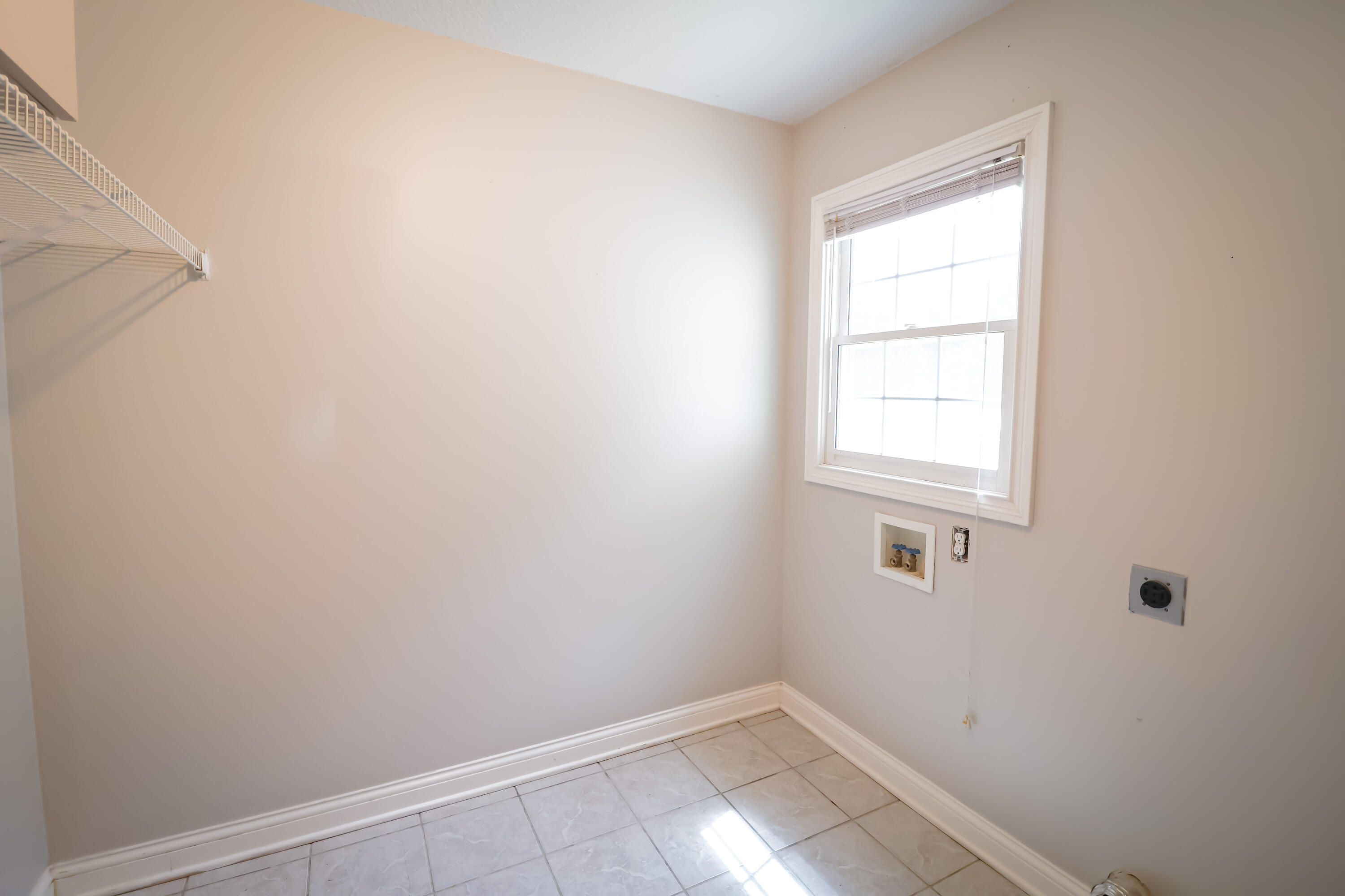 170 Hillvale Lane