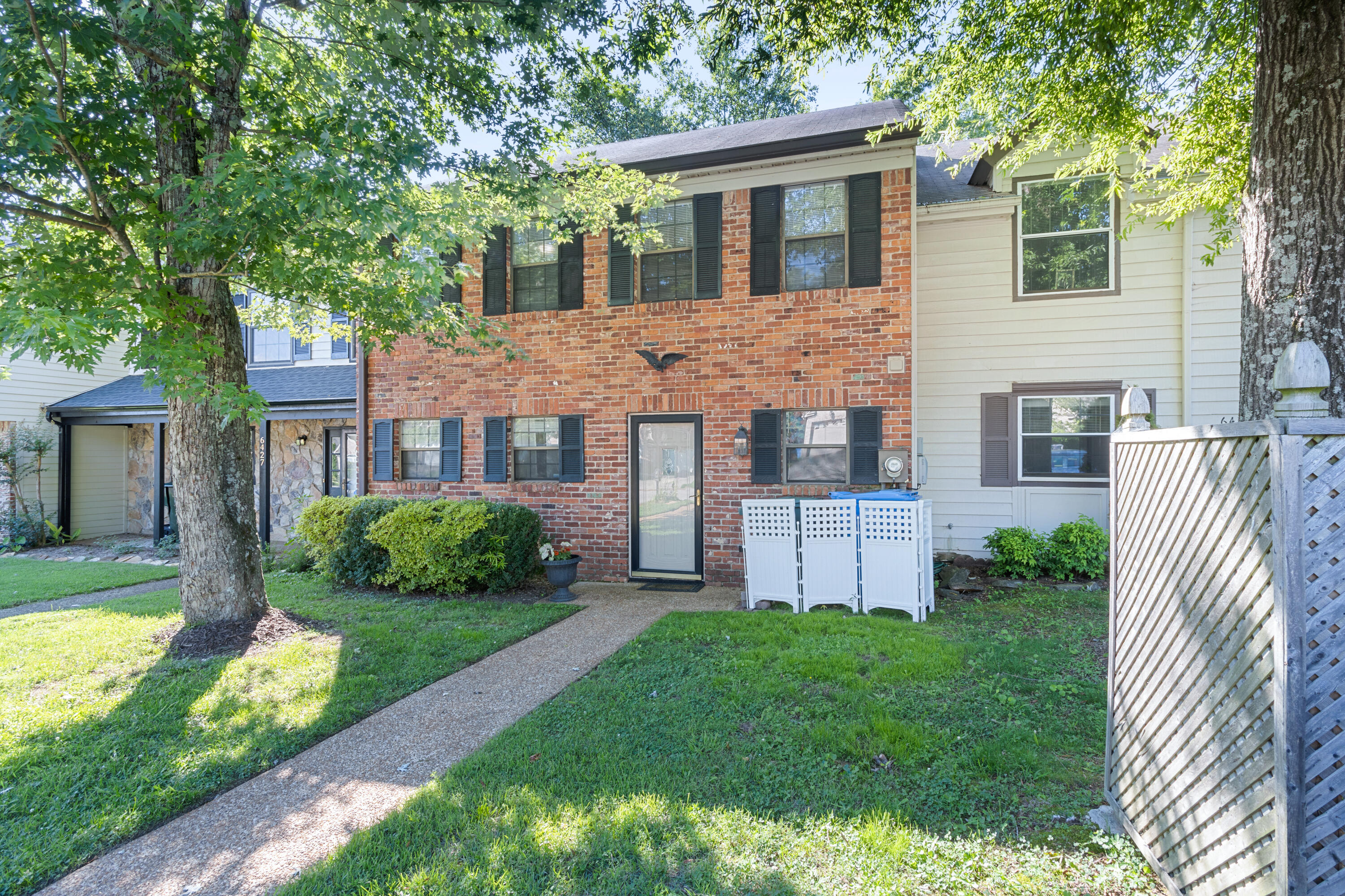 6429 Brookmead Circle