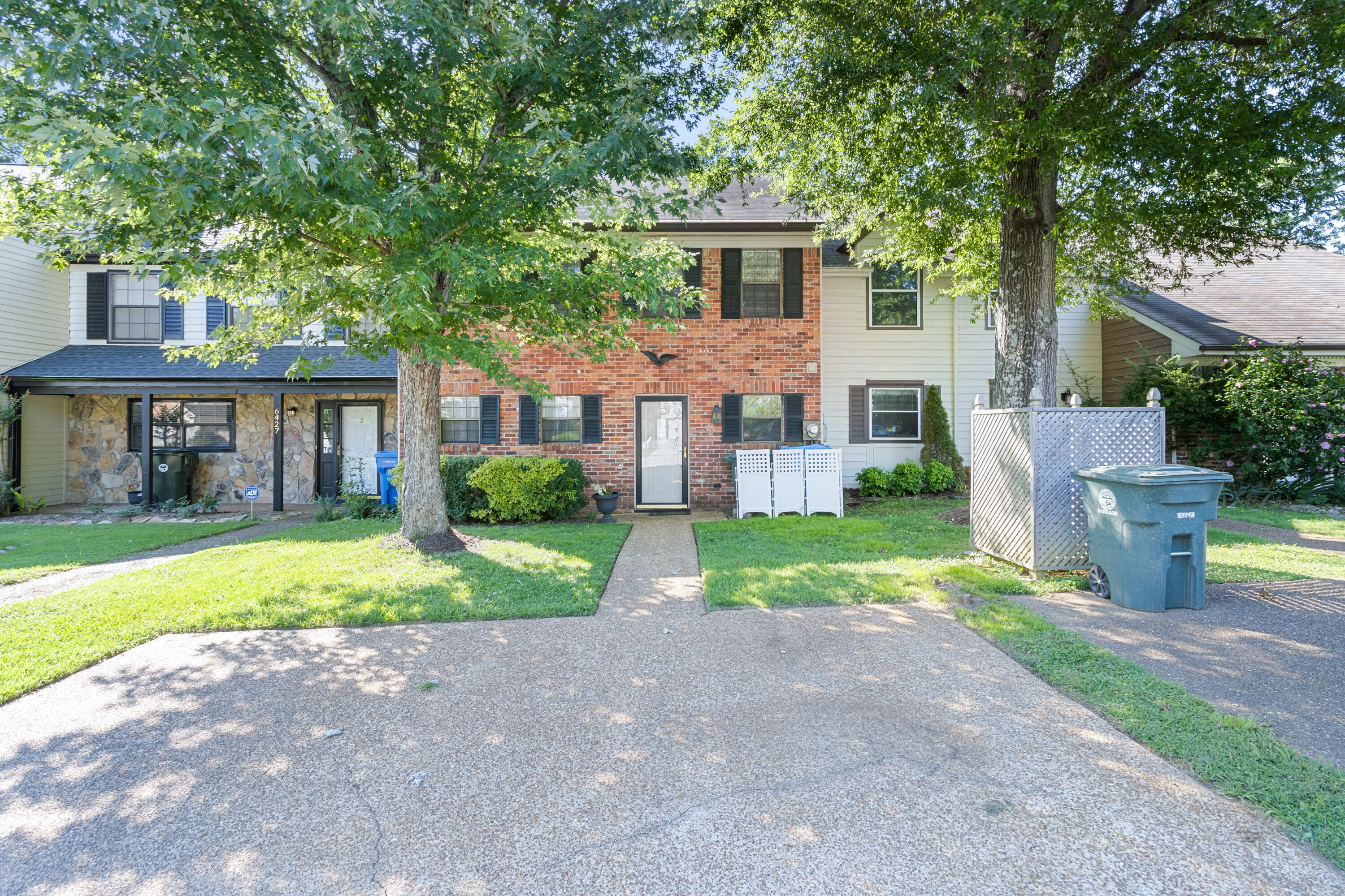 6429 Brookmead Circle