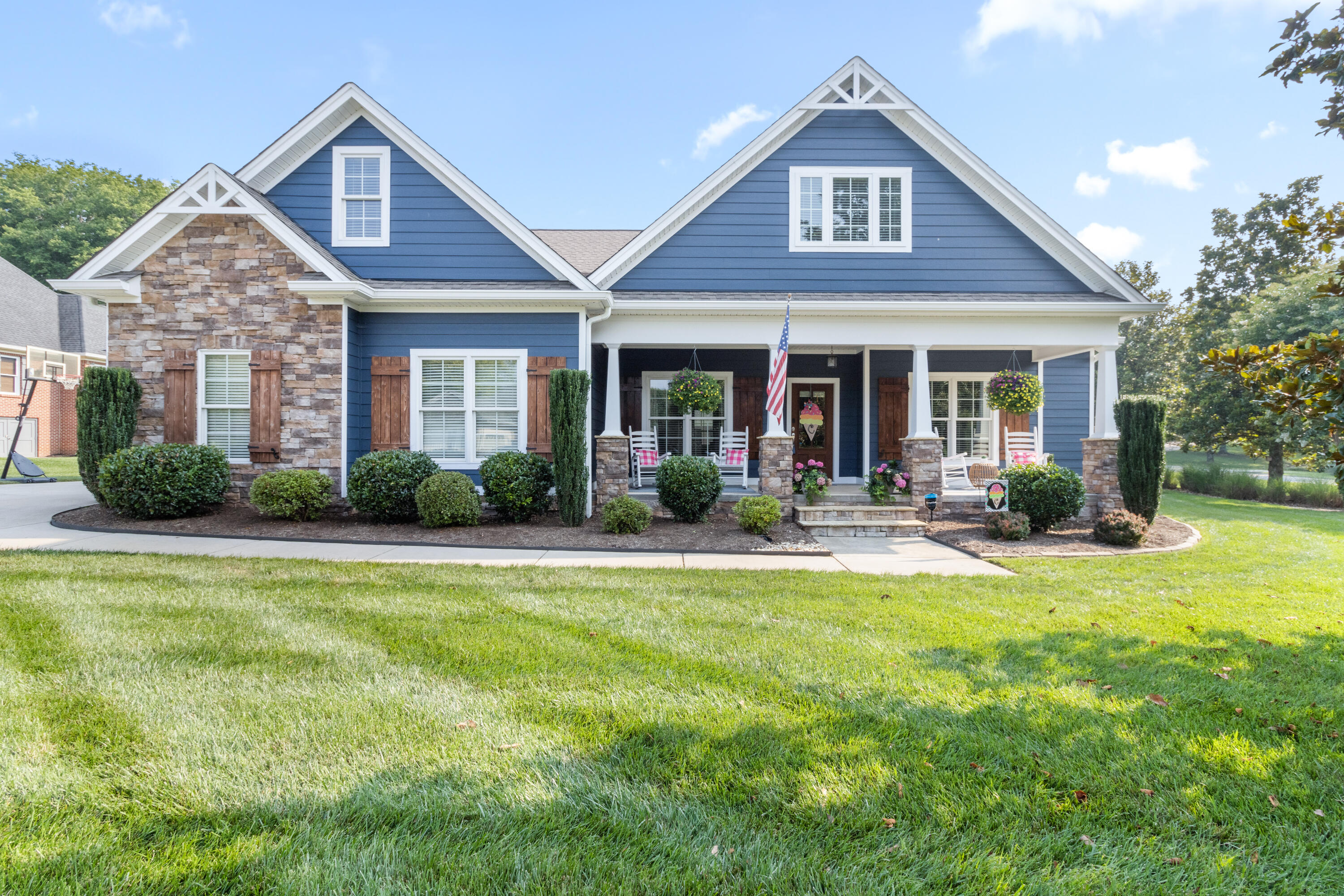 3397 NW Autumn Ridge Drive