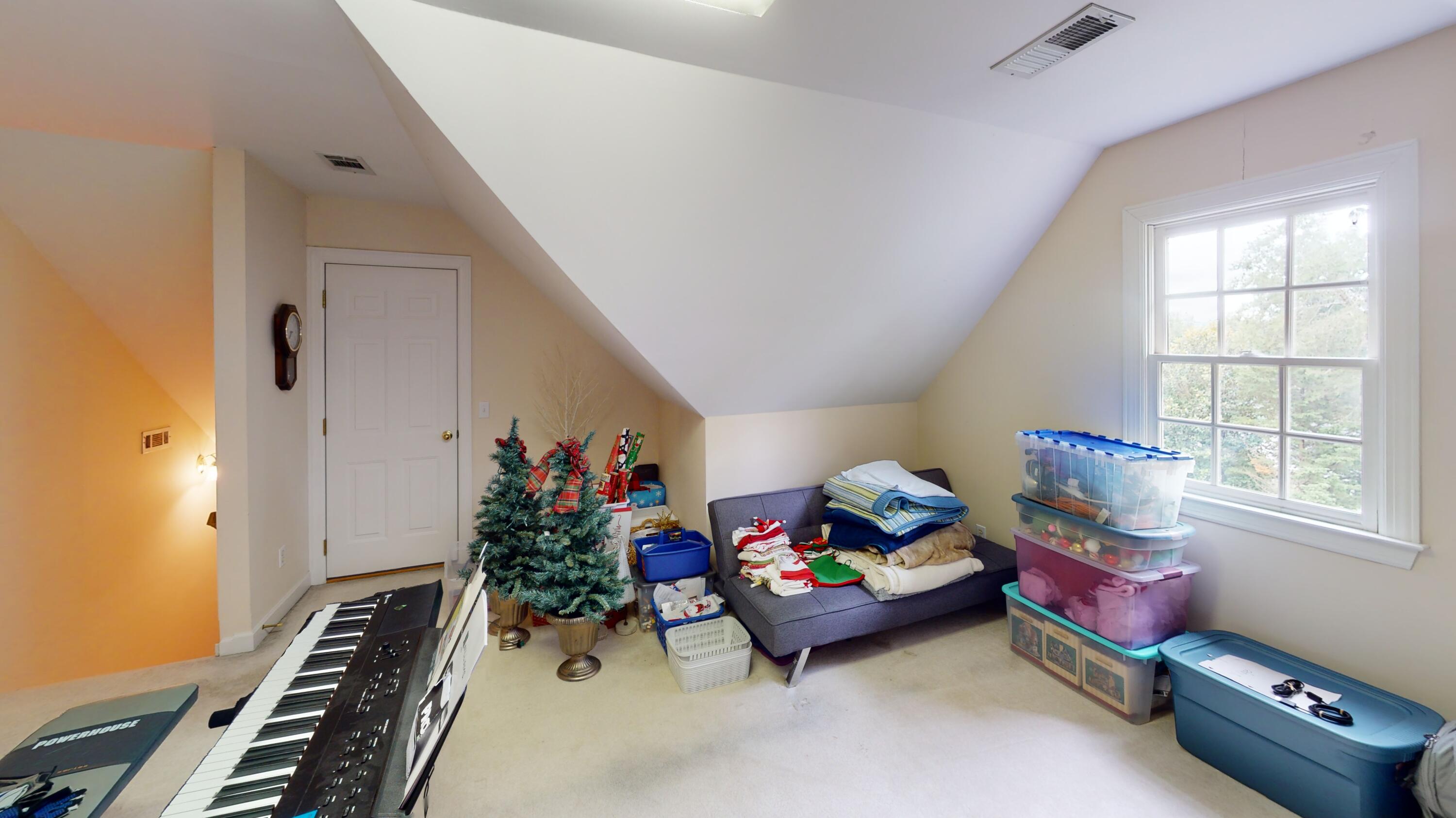 9135 Tower Pines Cove