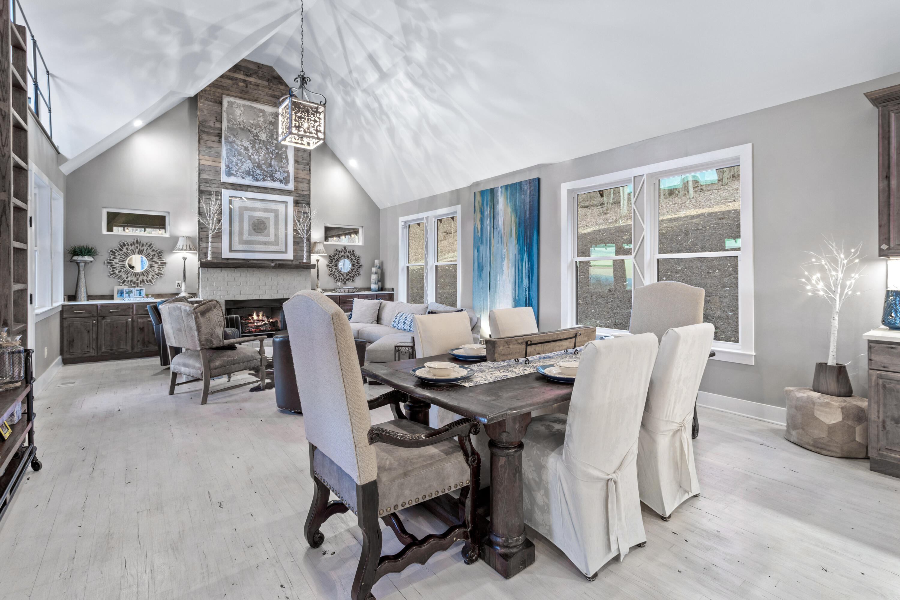 9888 Caseview Drive