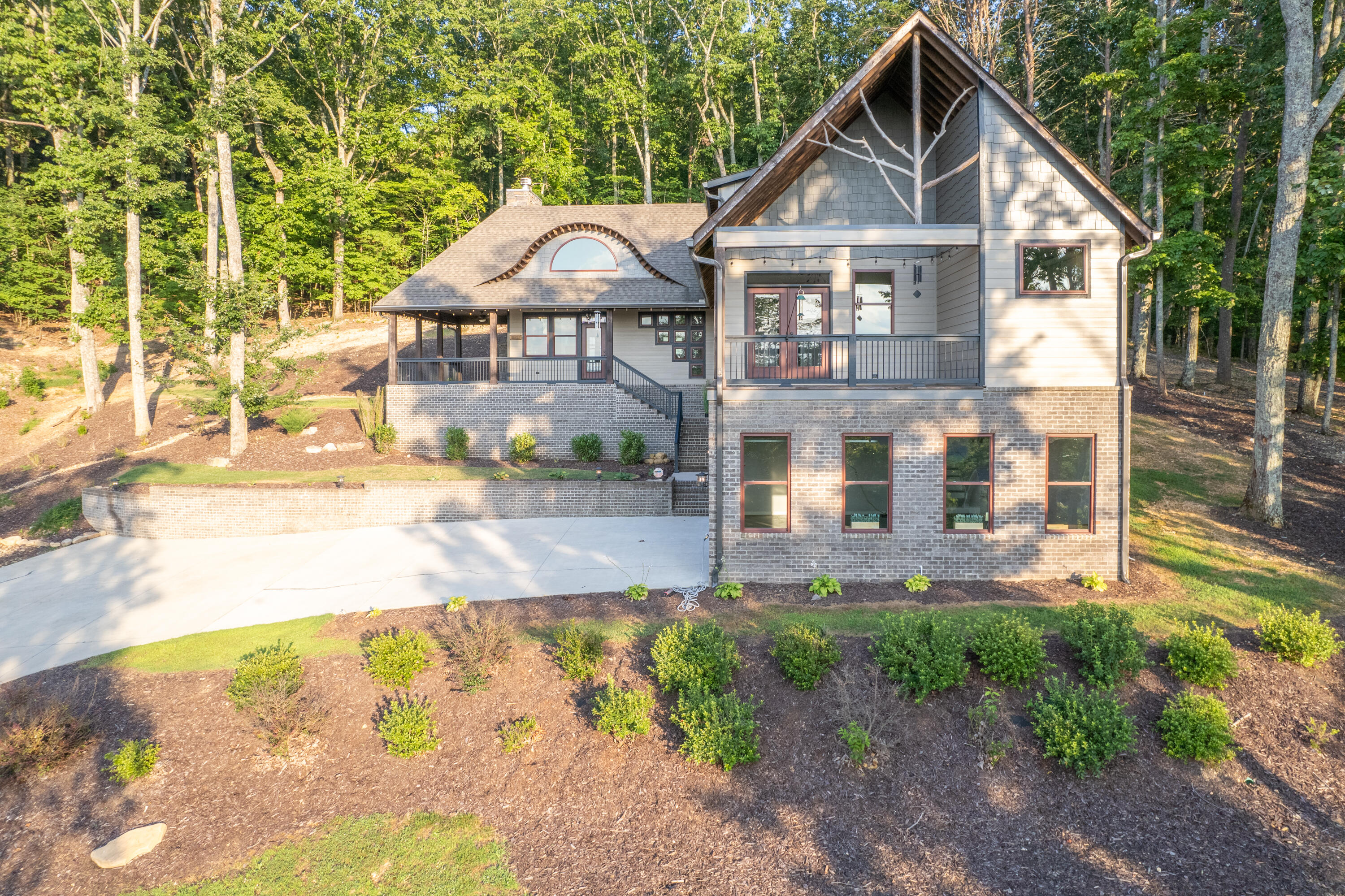 9888 Caseview Drive