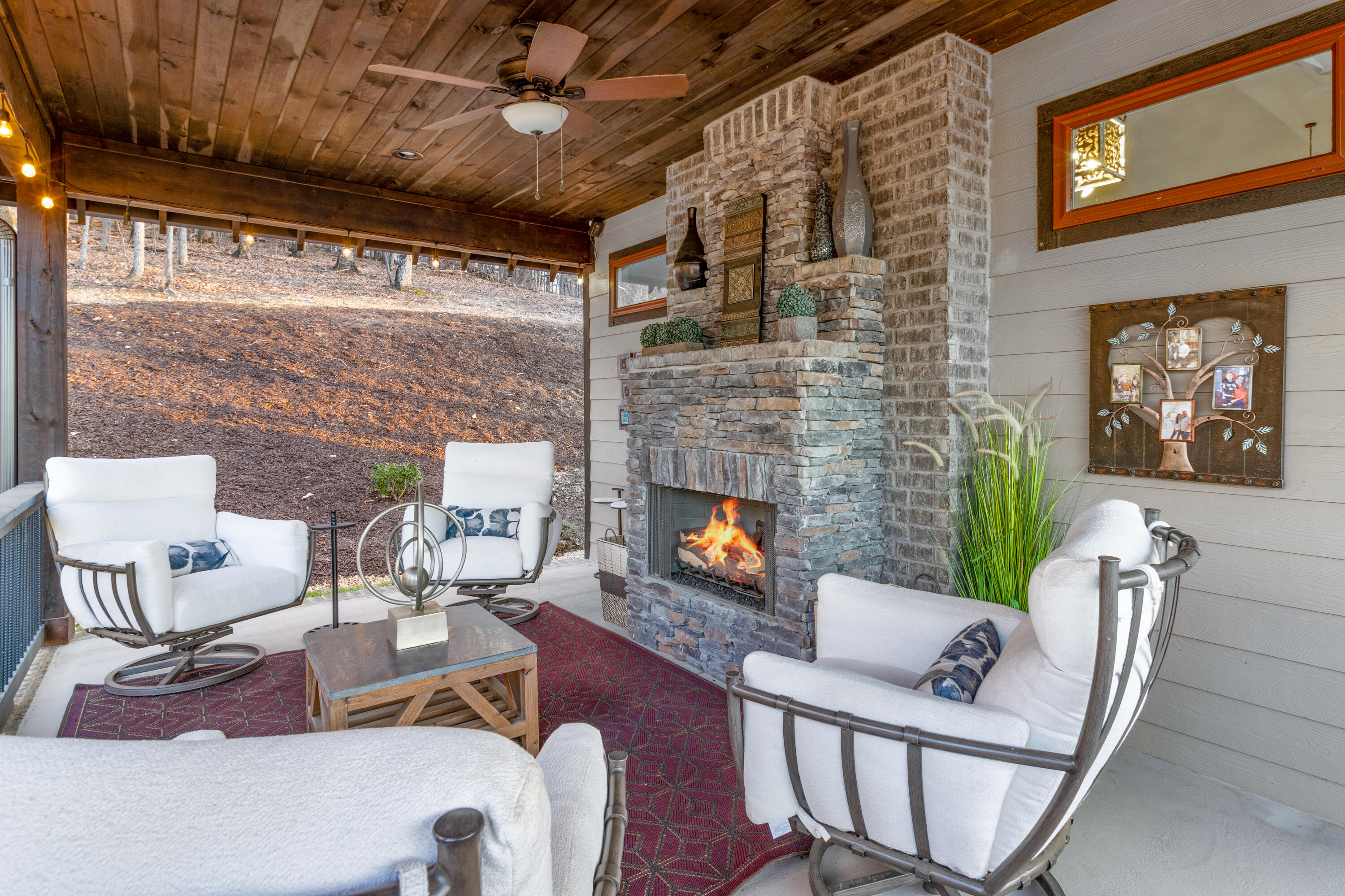 9888 Caseview Drive