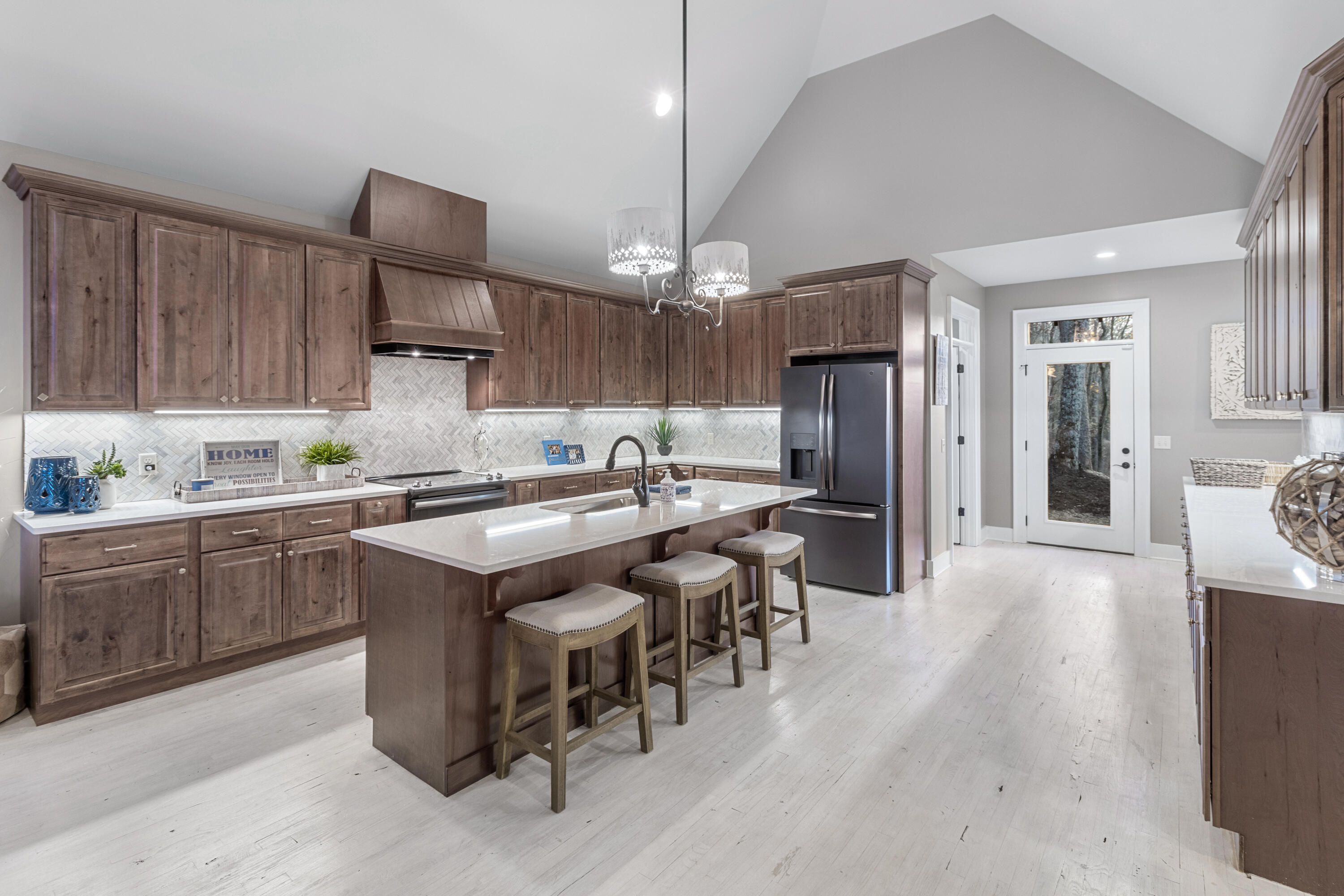 9888 Caseview Drive