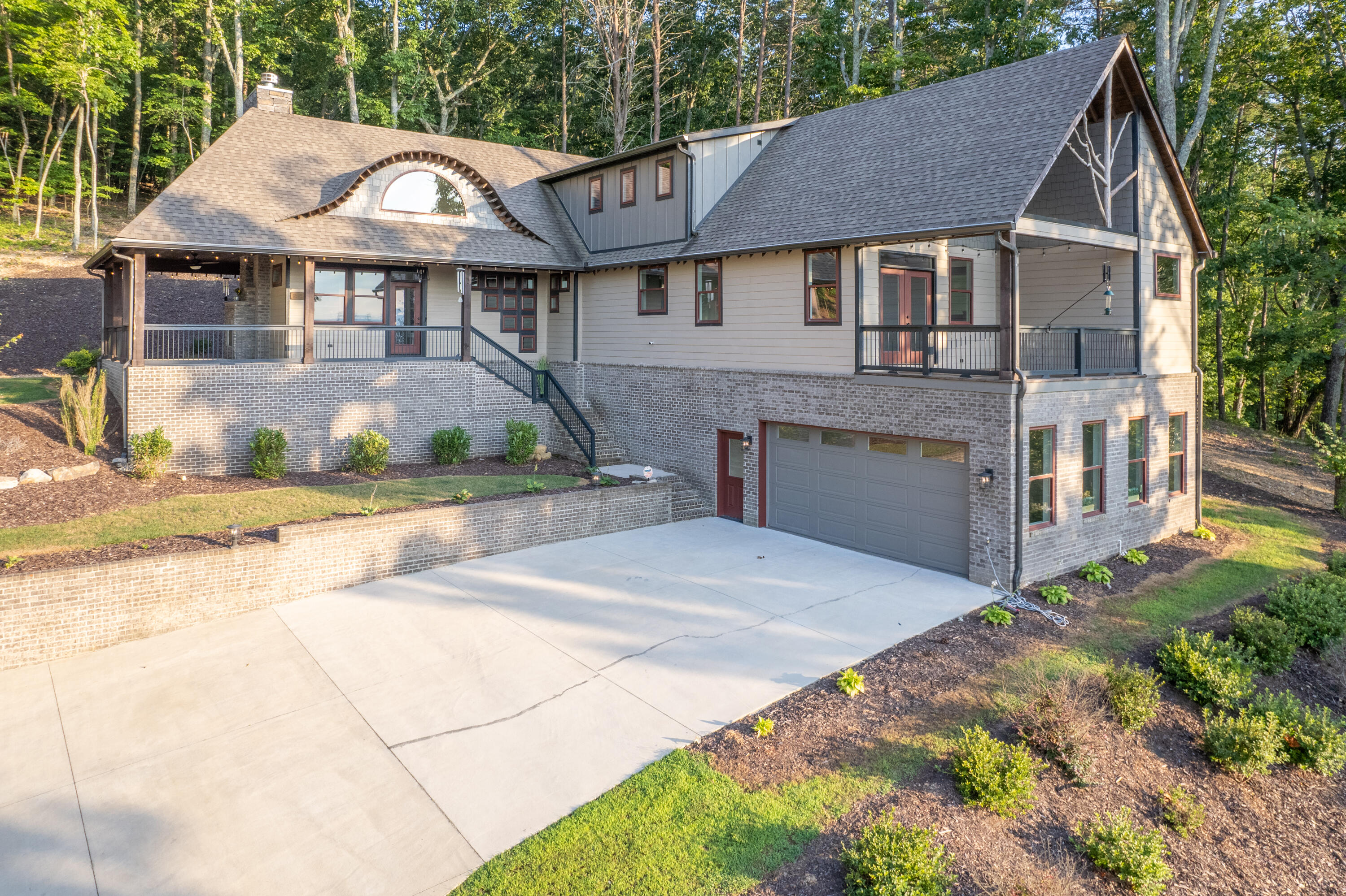 9888 Caseview Drive