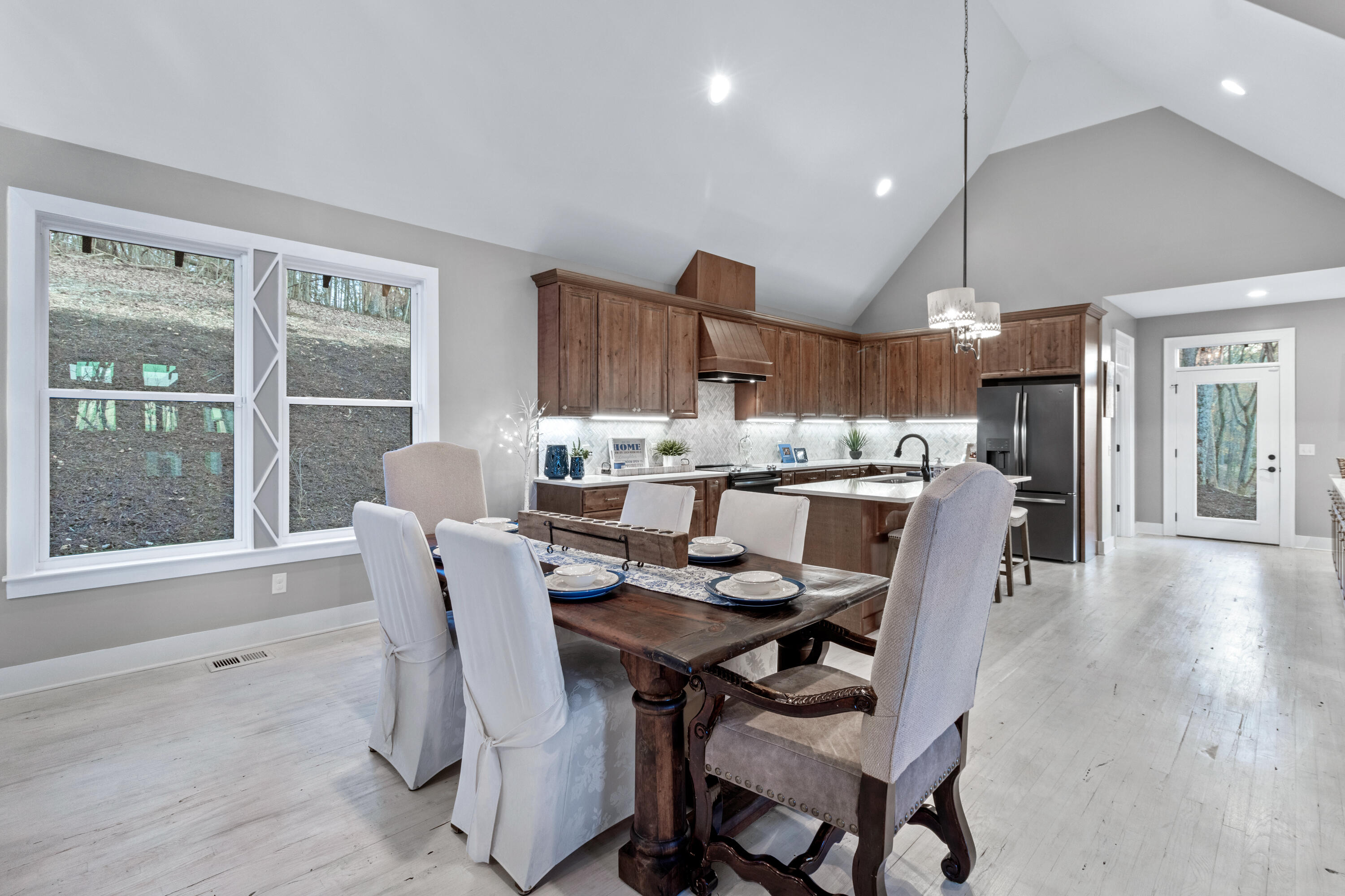 9888 Caseview Drive