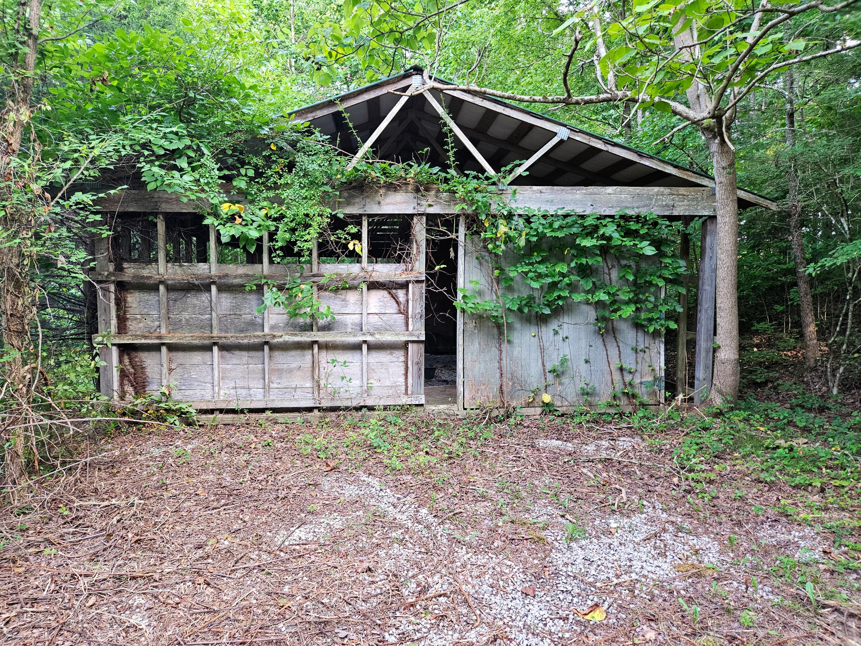 6627 Anderson Acres Drive