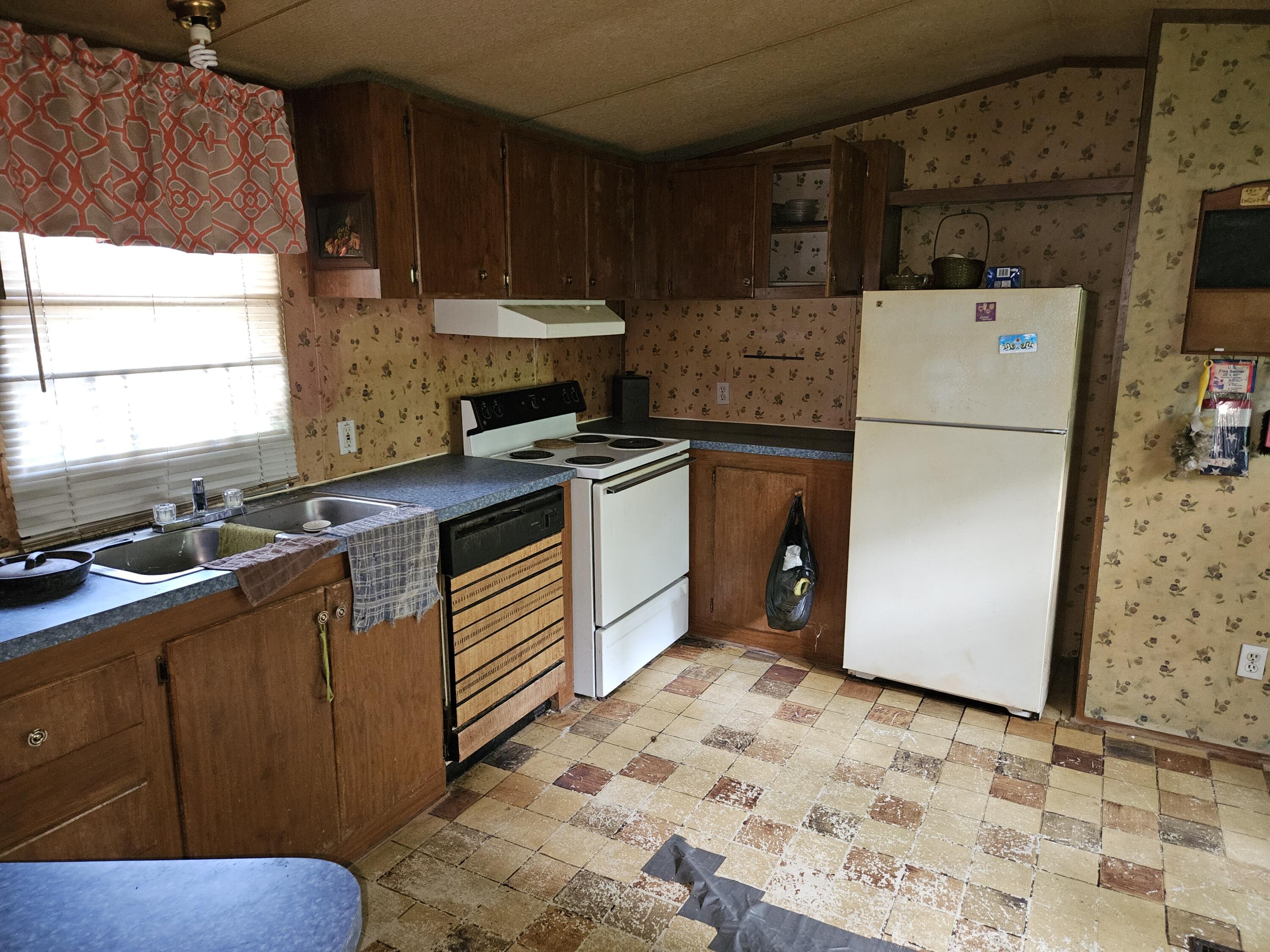 6627 Anderson Acres Drive