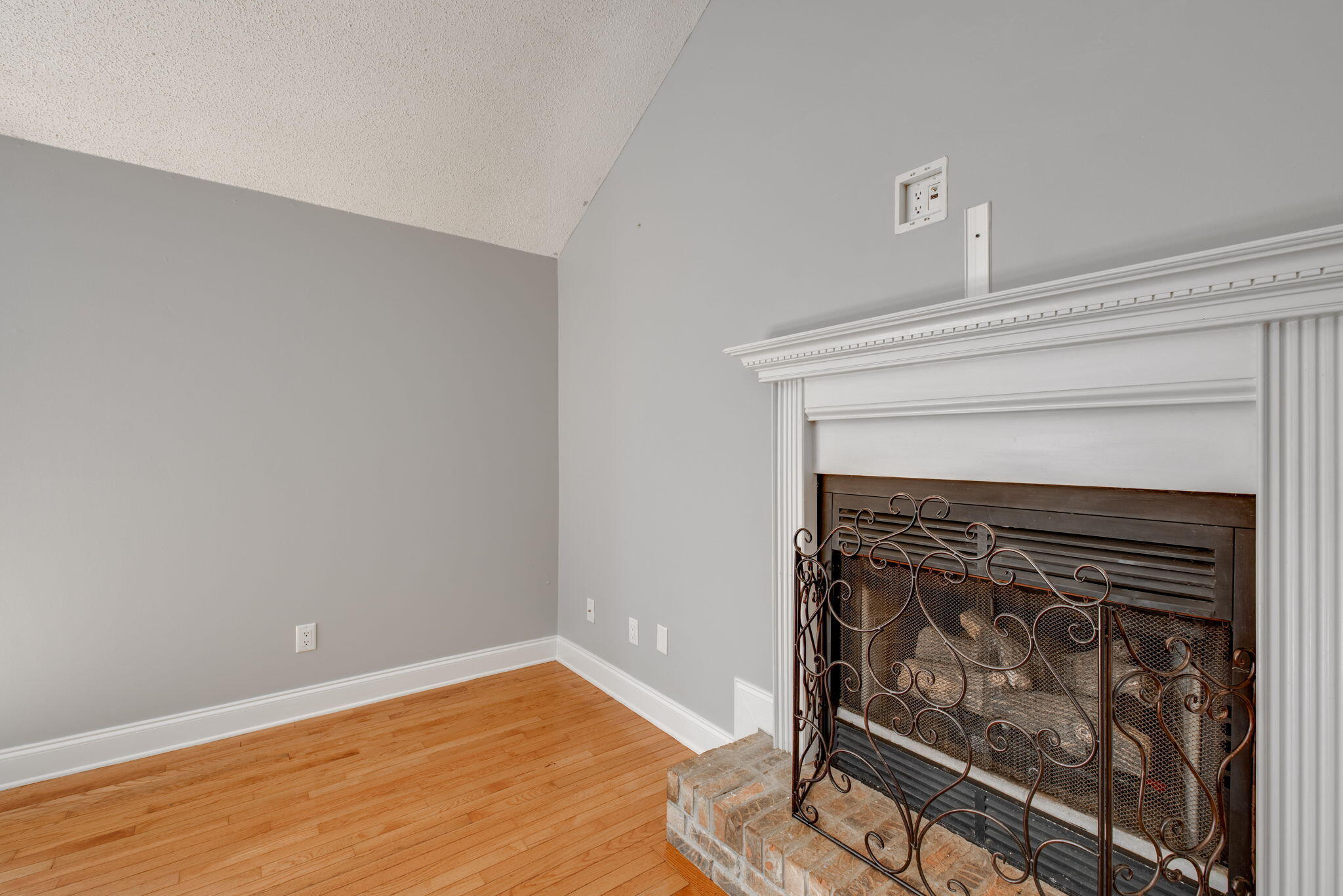 5342 Hunter Village Drive