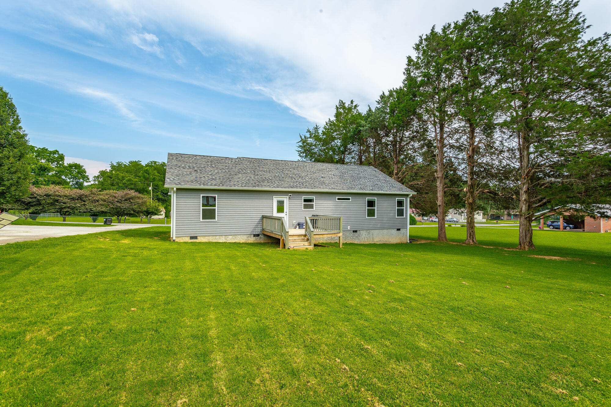 123 Hill Circle