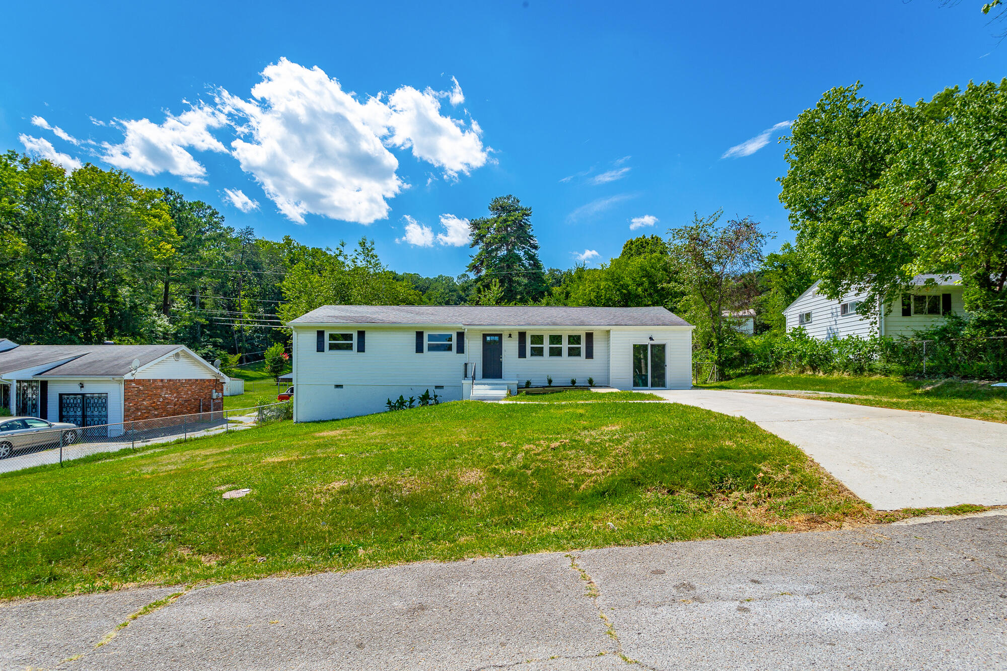 1609 Monterey Drive