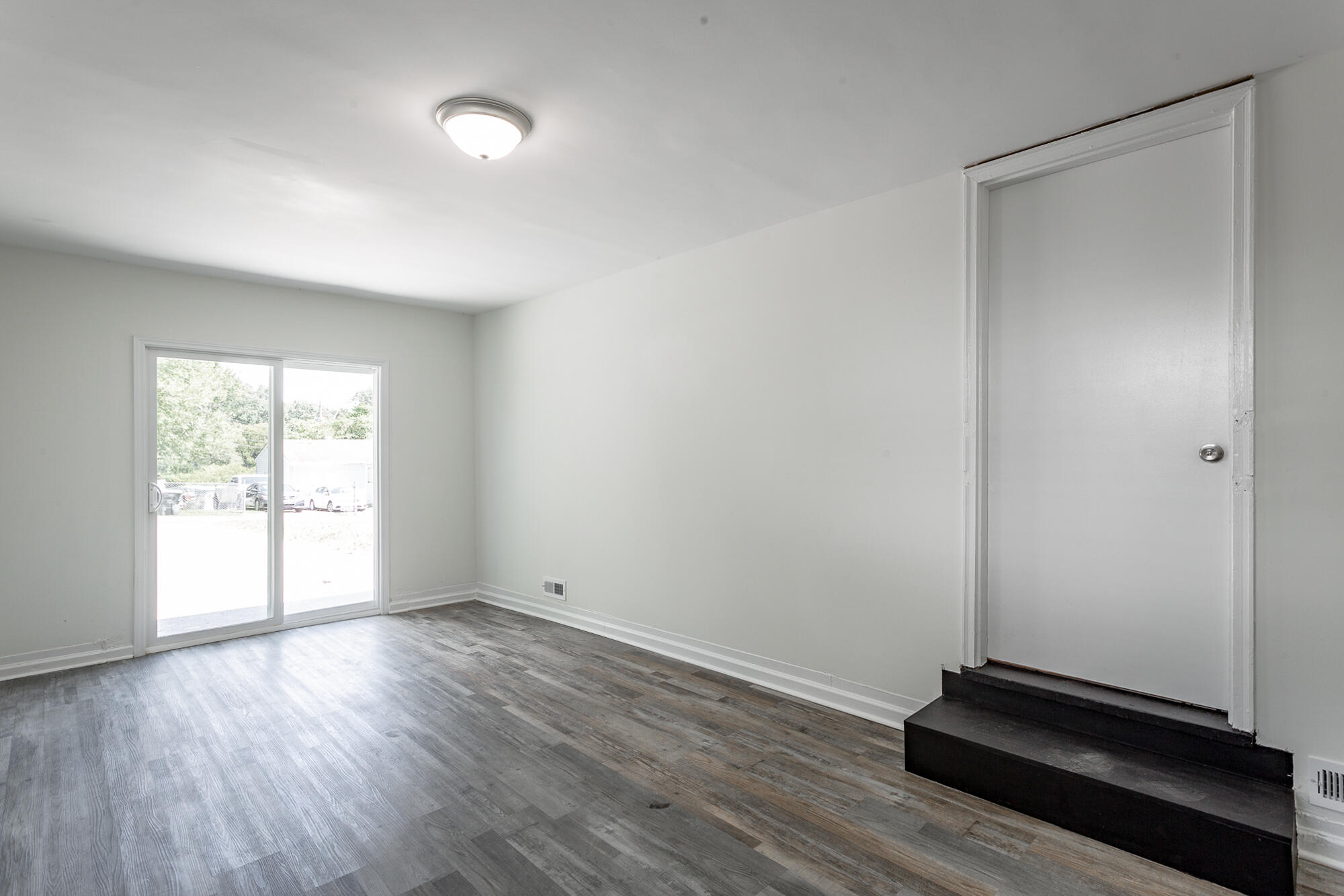 1609 Monterey Drive