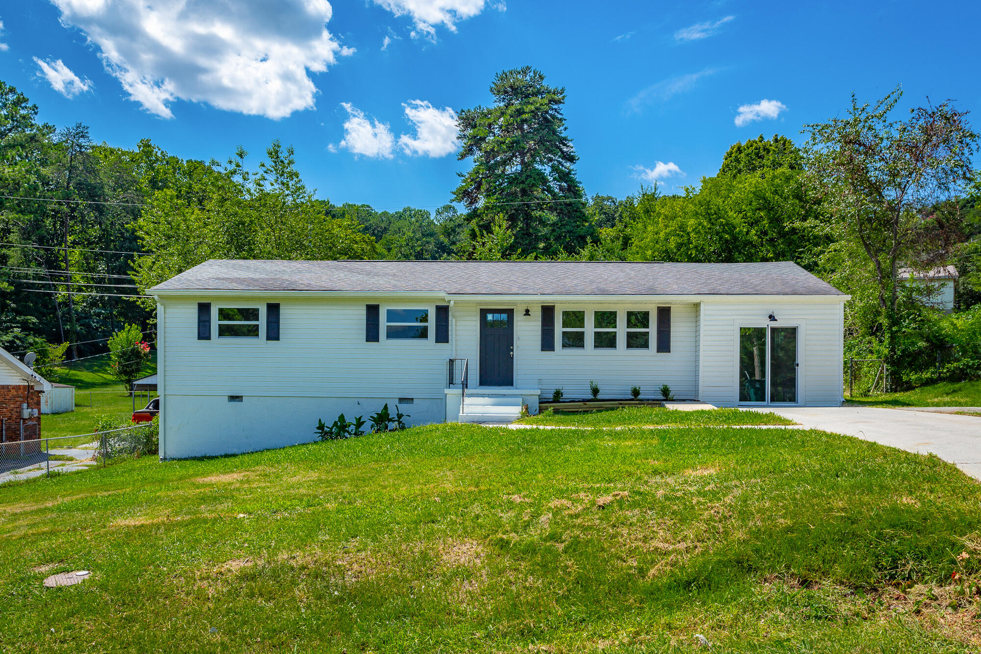 1609 Monterey Drive