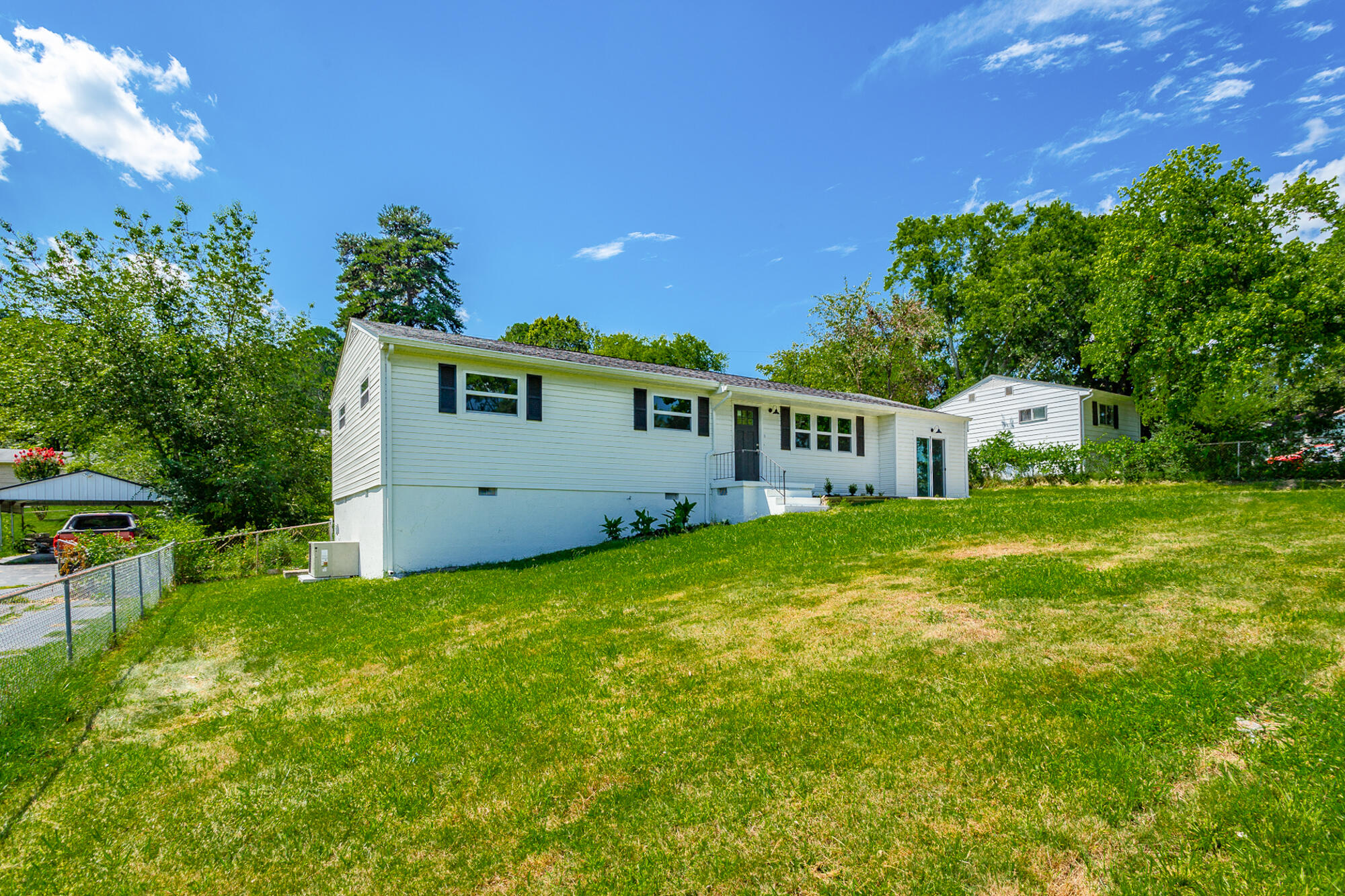 1609 Monterey Drive