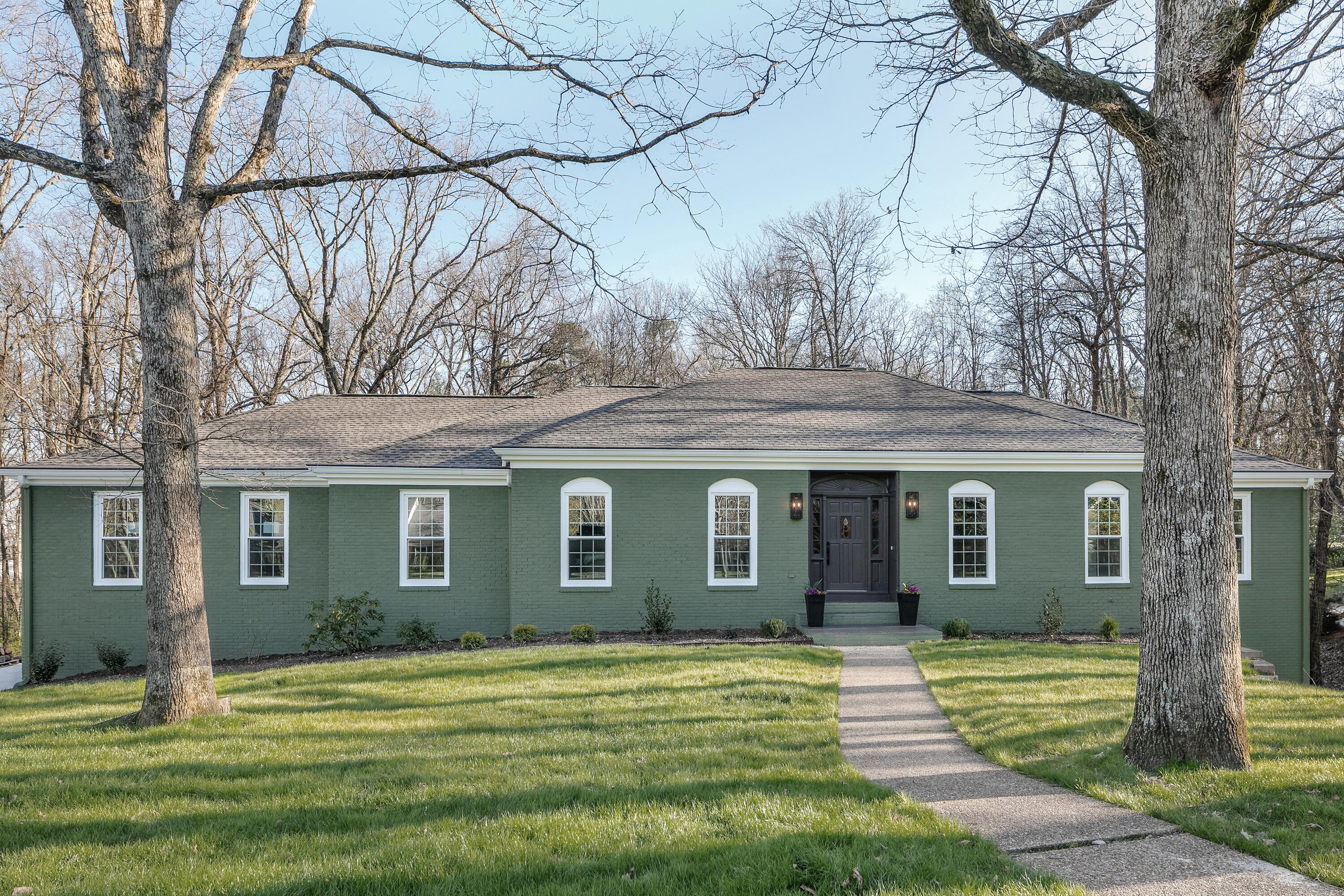 504 Barrington Road