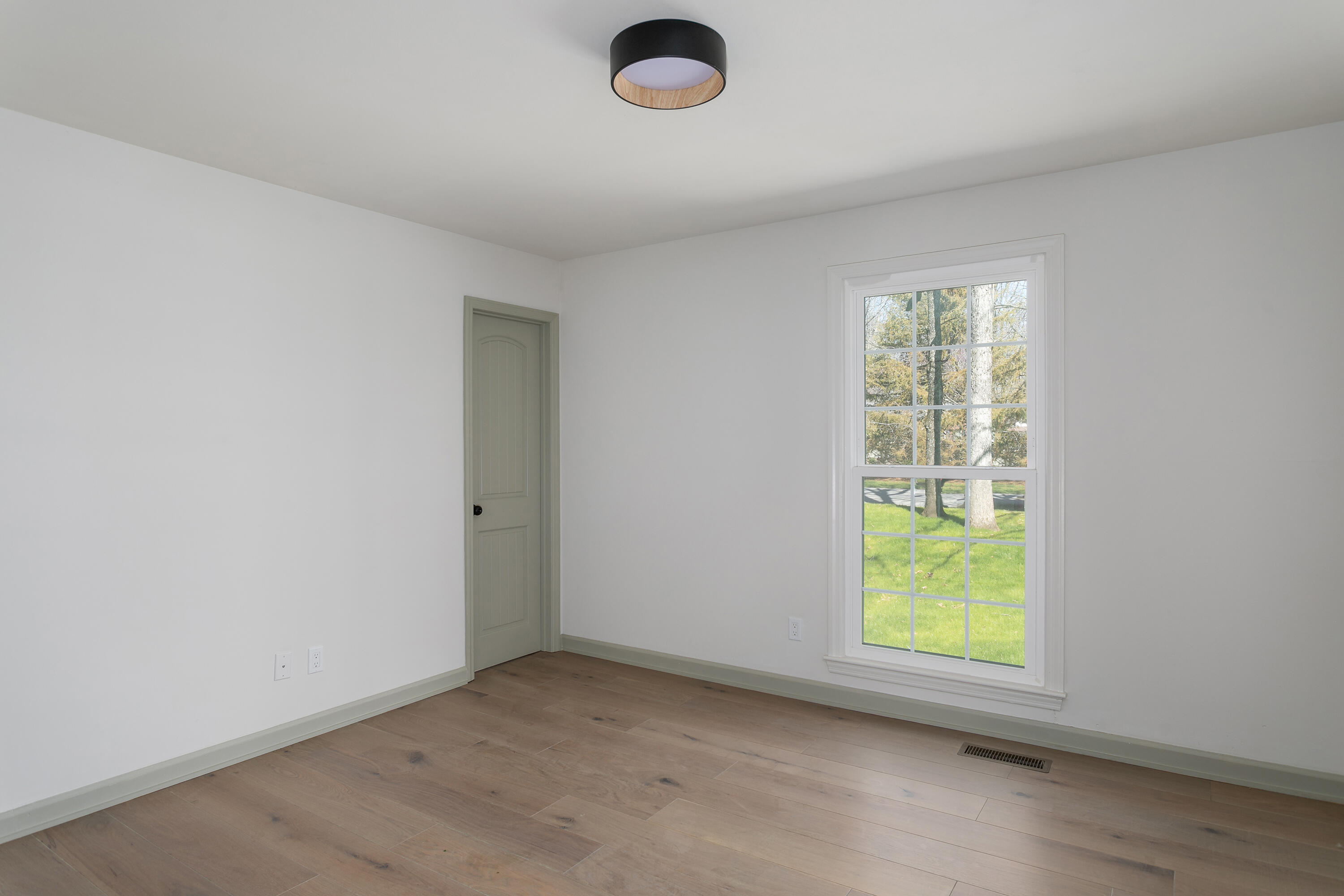 504 Barrington Road