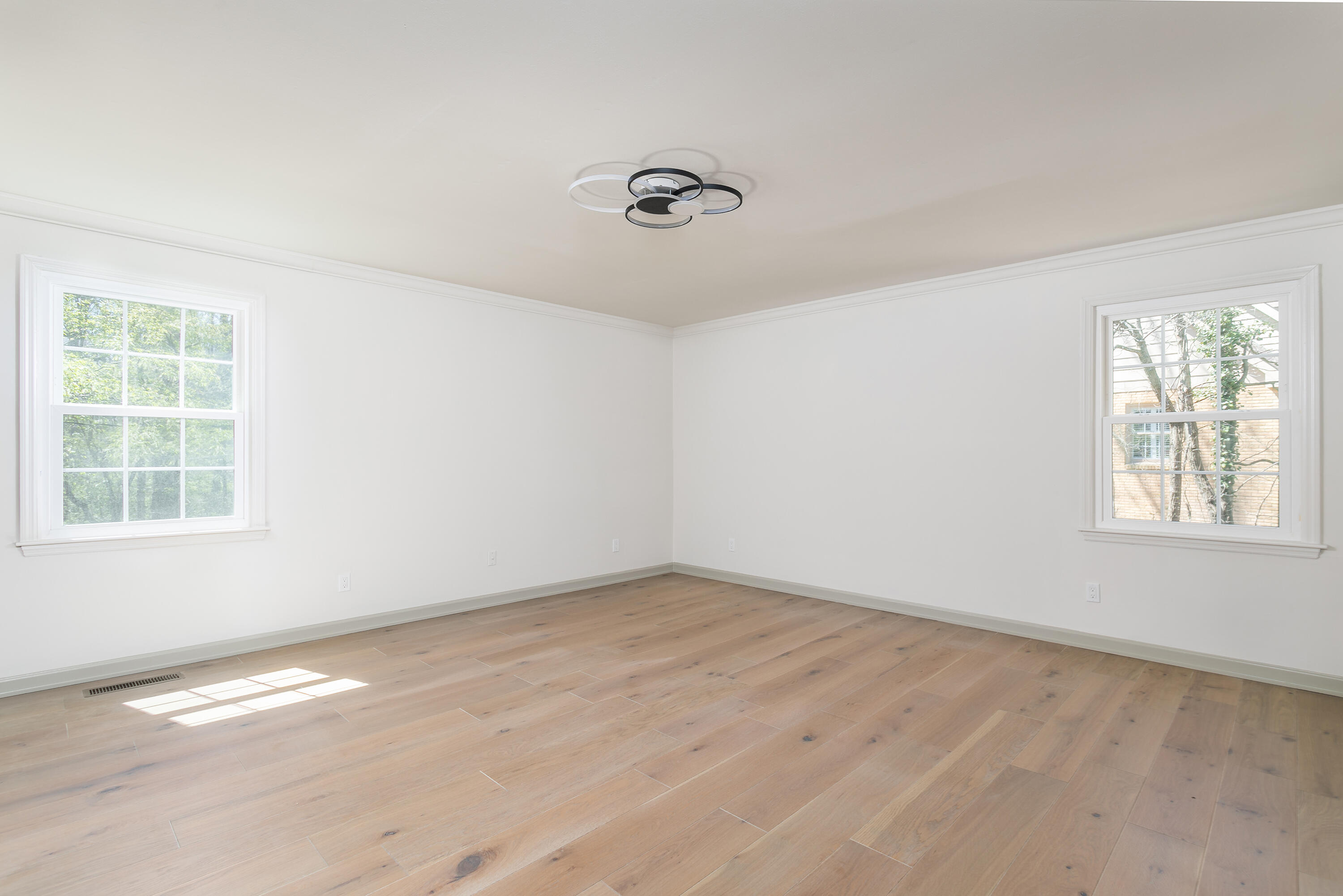 504 Barrington Road