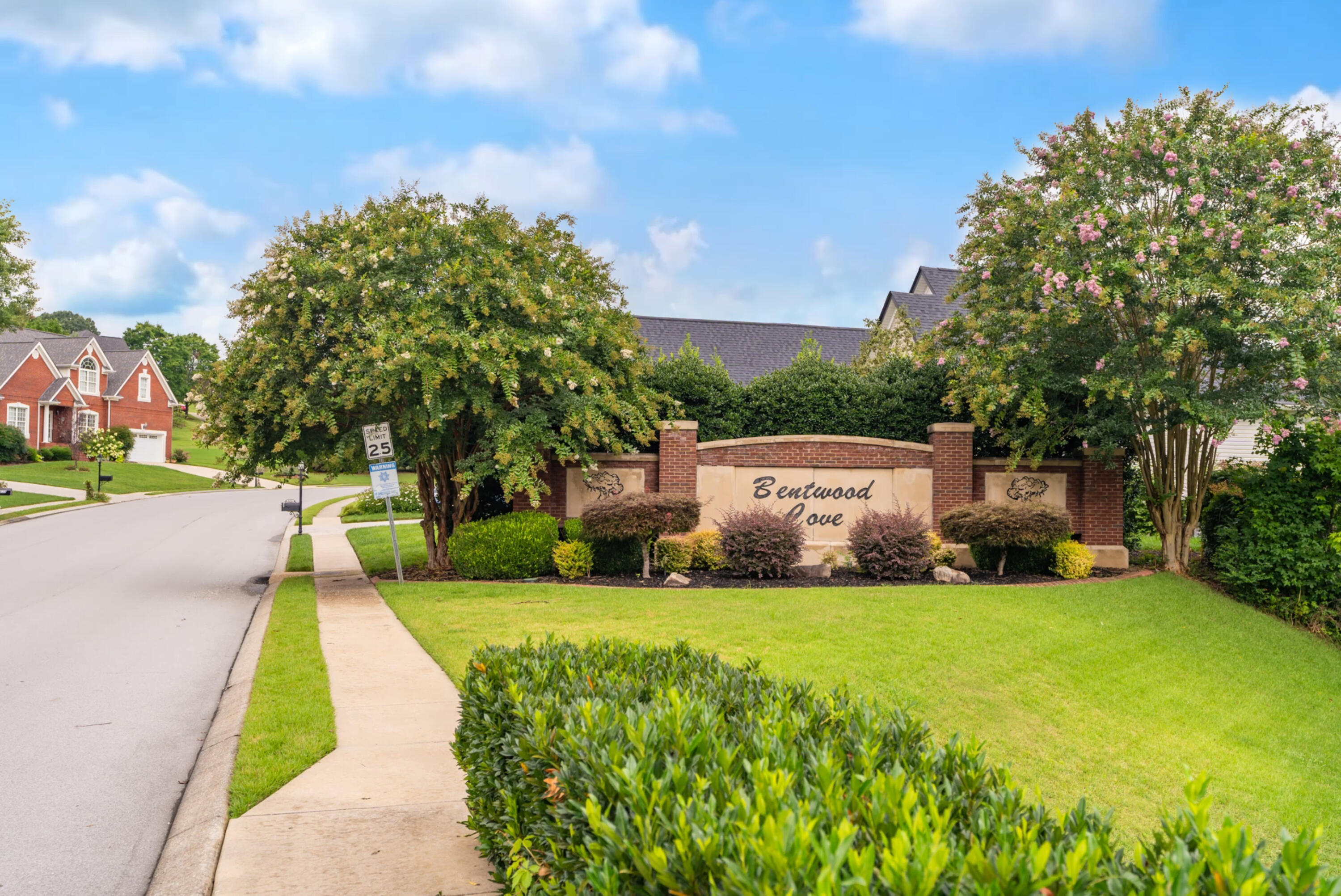 3961 Bentwood Cove Drive