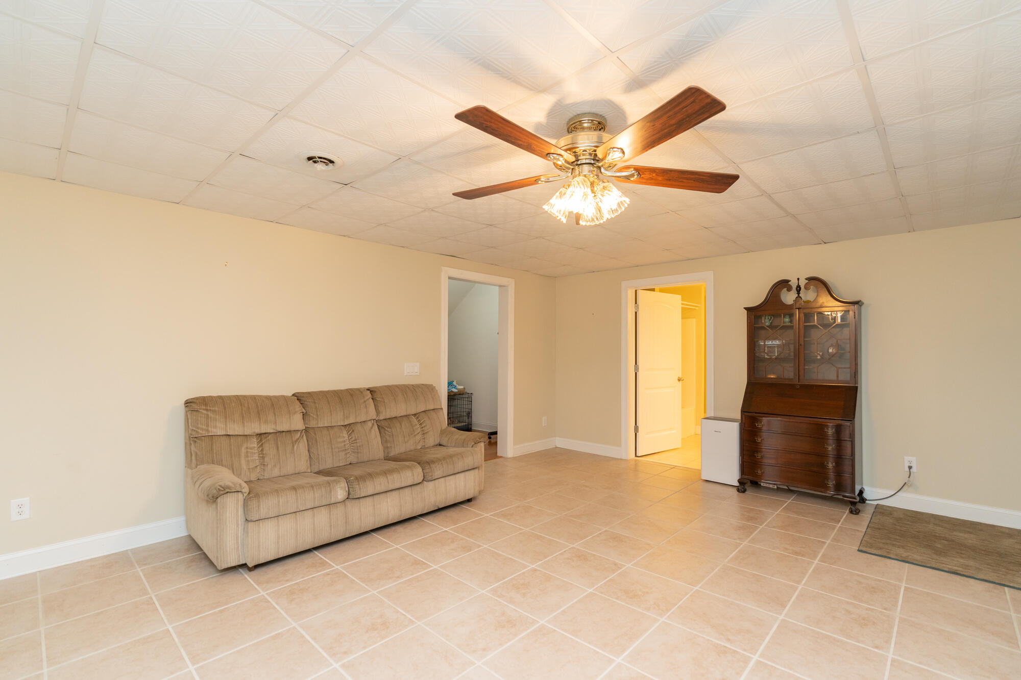 3961 Bentwood Cove Drive
