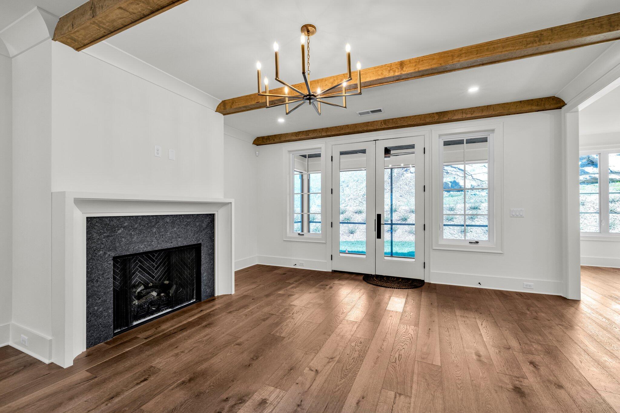 1238 London Woods Way, 37