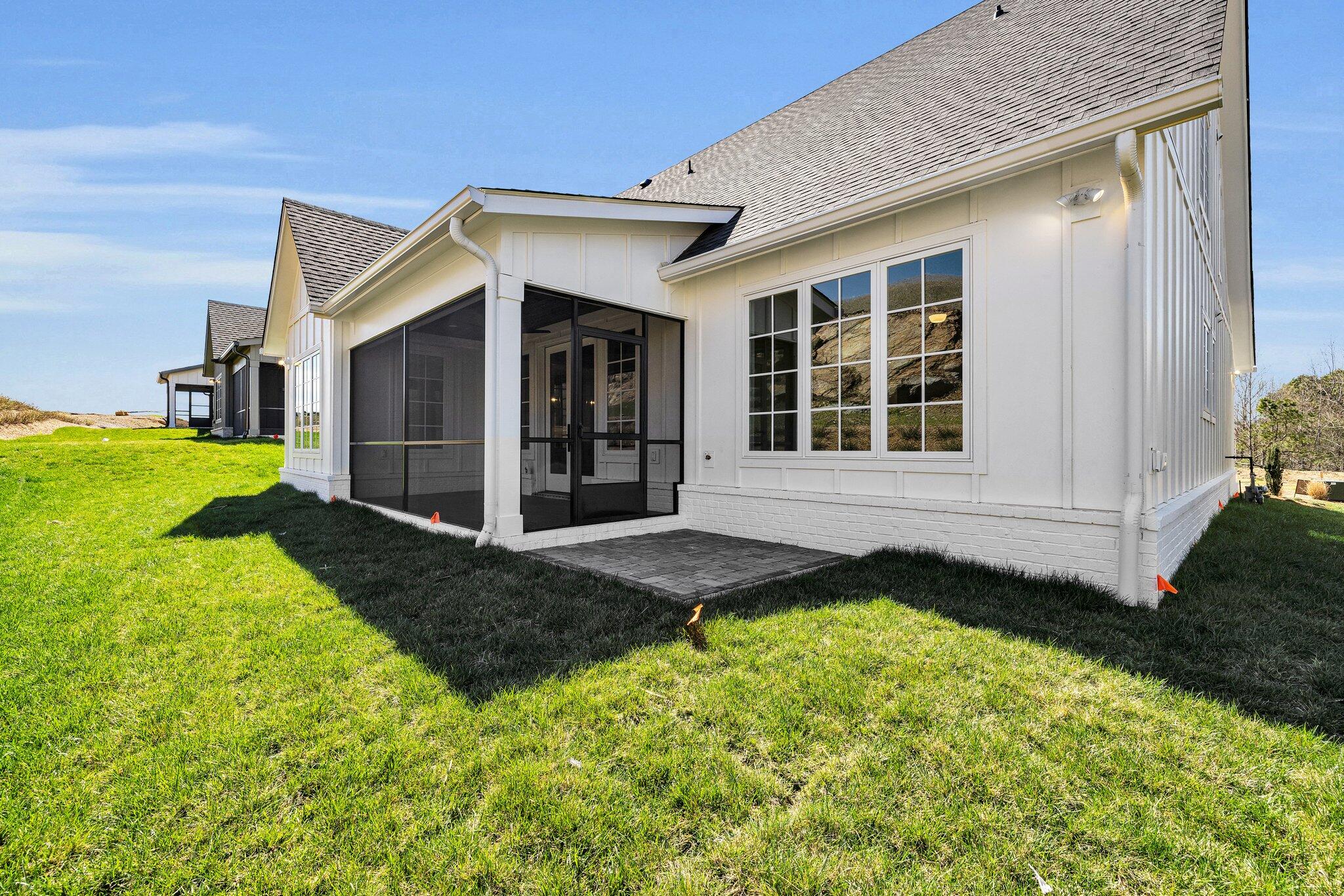 1238 London Woods Way, 37