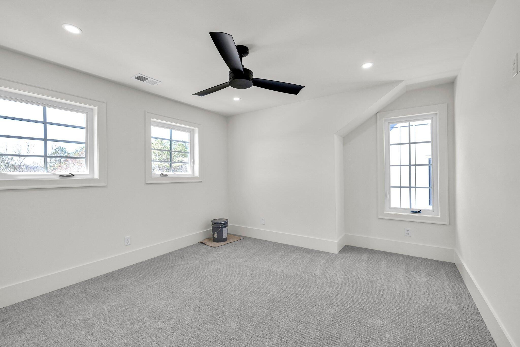 1238 London Woods Way, 37