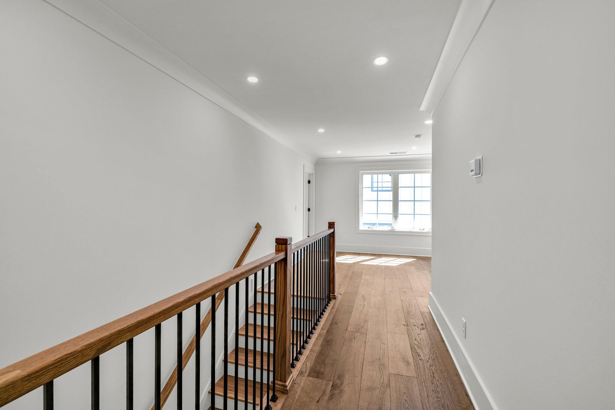 1238 London Woods Way, 37
