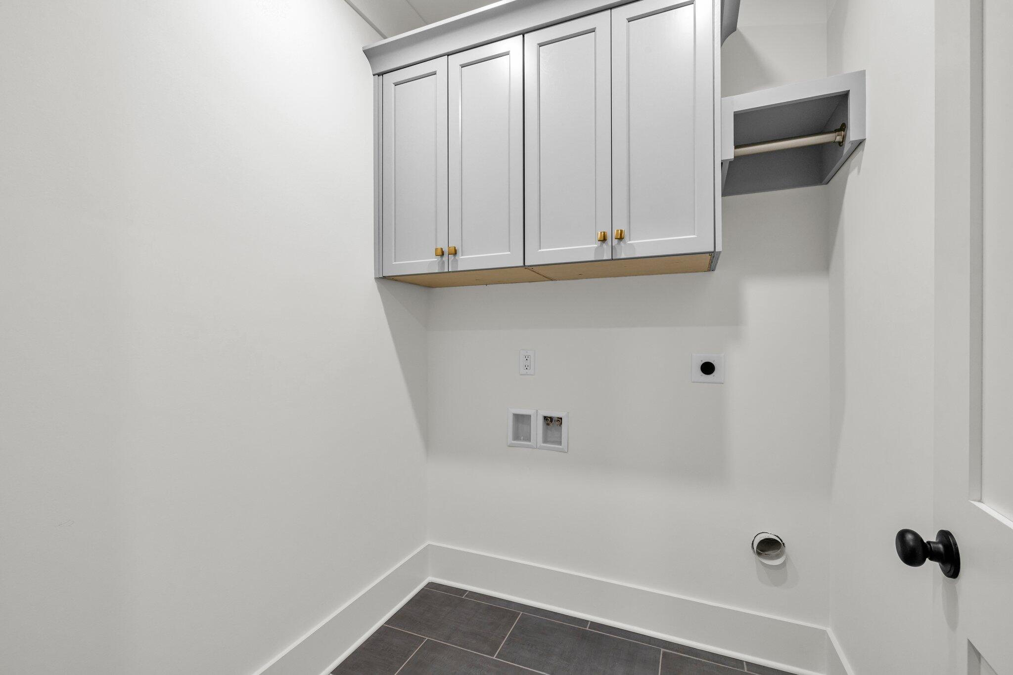 1238 London Woods Way, 37