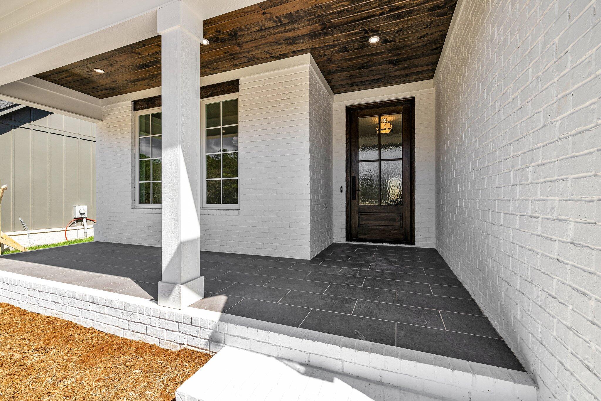 1238 London Woods Way, 37