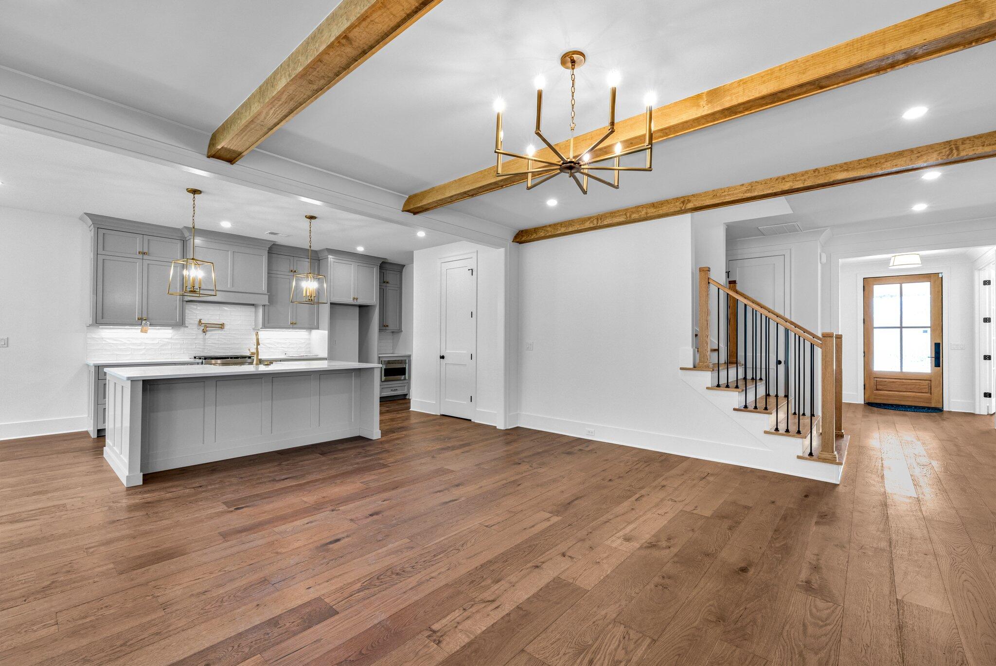 1238 London Woods Way, 37