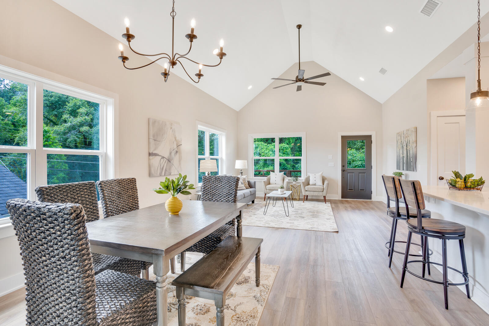 405 Hedgewood Drive
