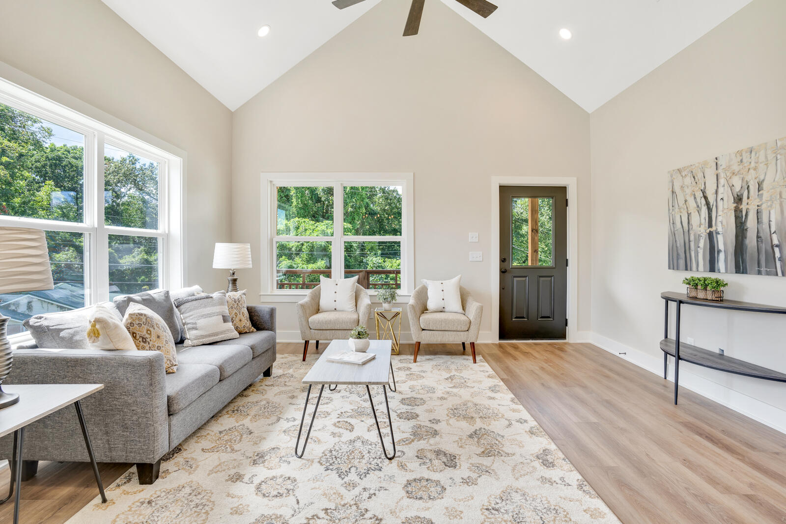405 Hedgewood Drive