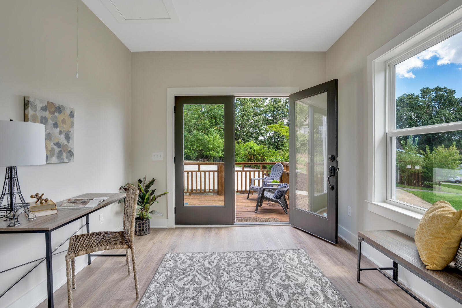 405 Hedgewood Drive