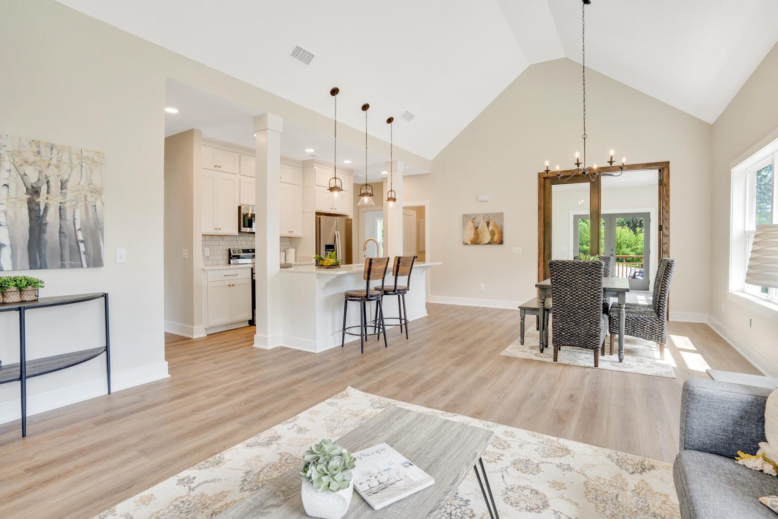 405 Hedgewood Drive