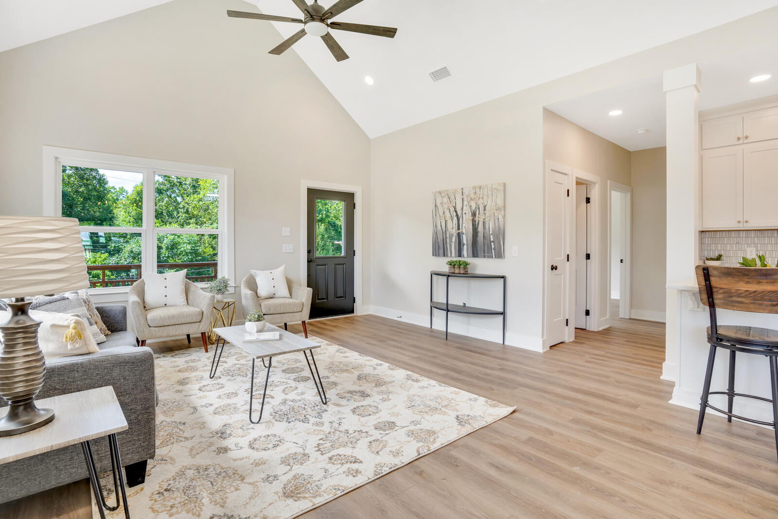 405 Hedgewood Drive