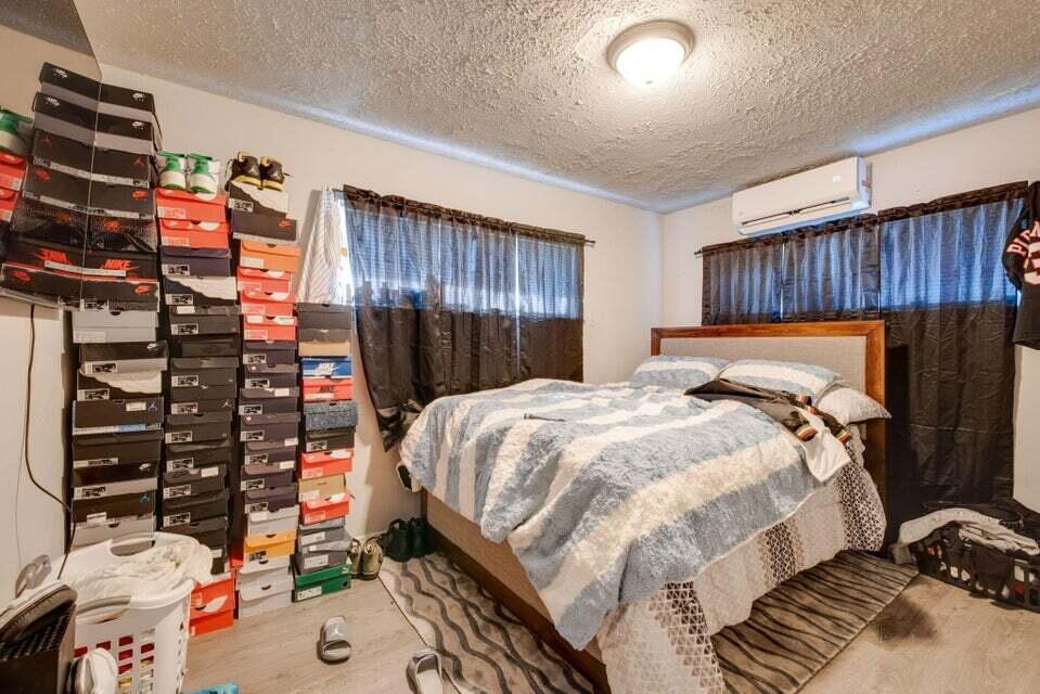 700 N Highland Park Avenue