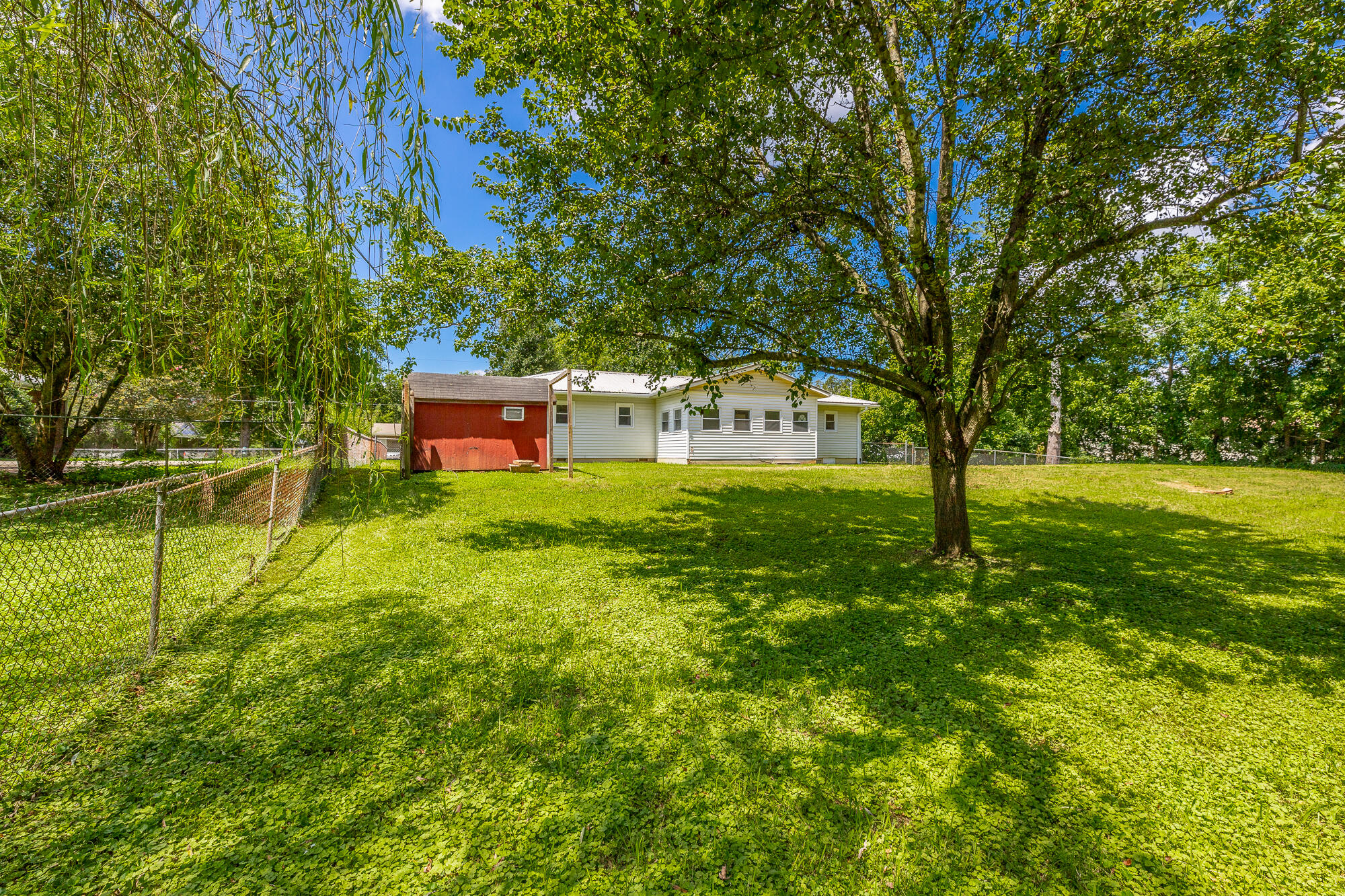 1305 SW Blount Avenue