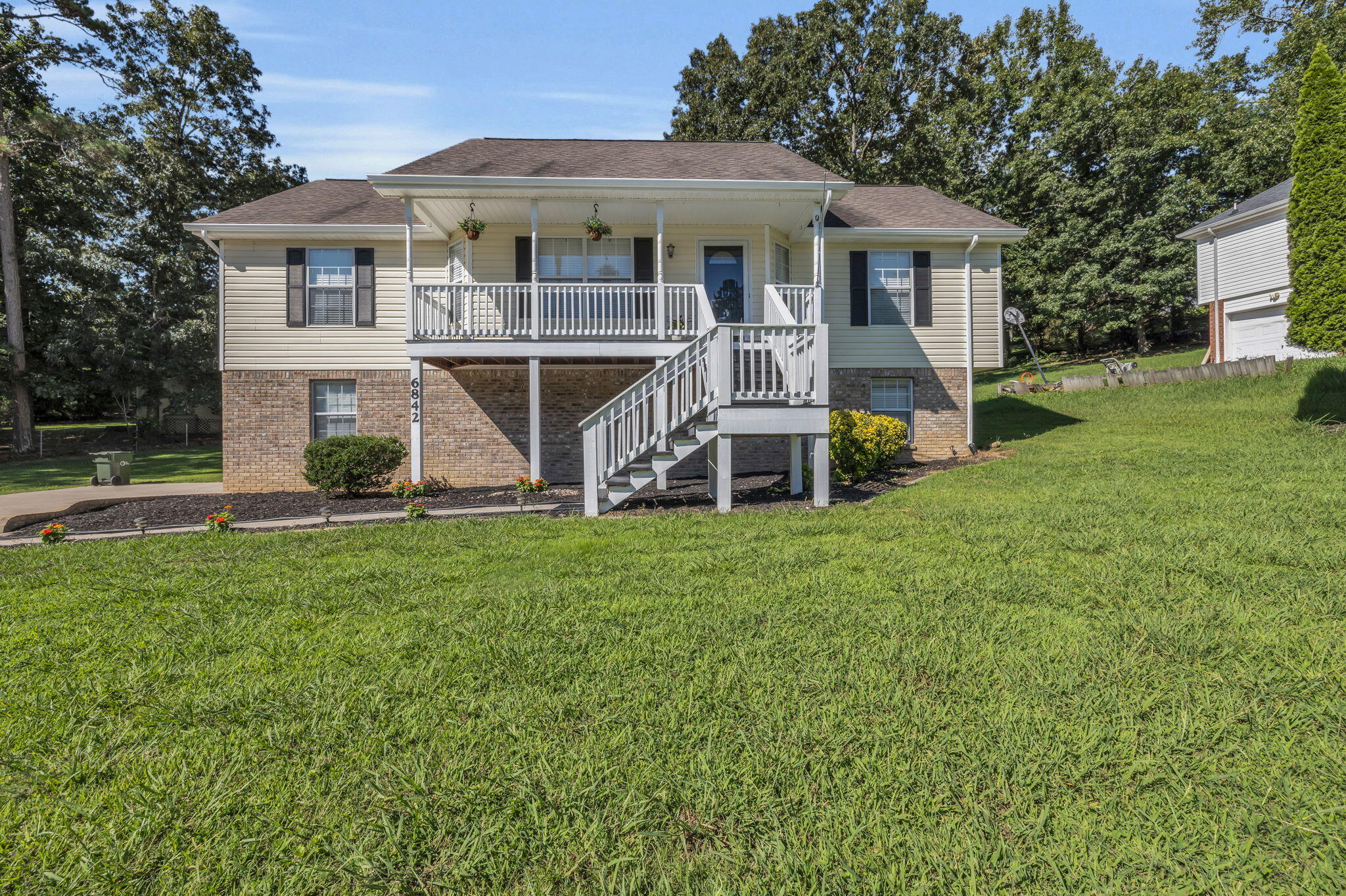 6842 Triton Circle