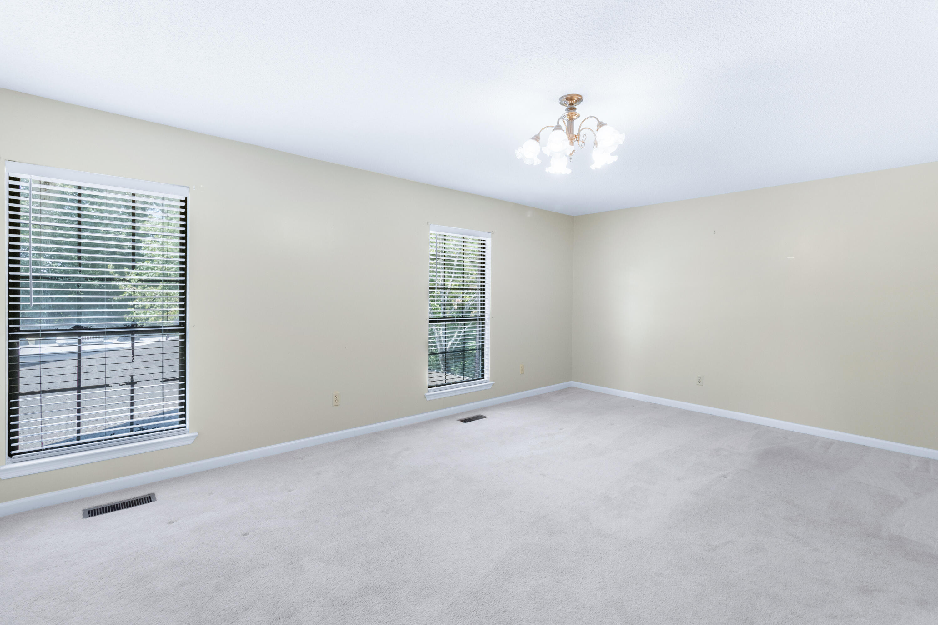 10511 E Brainerd Road