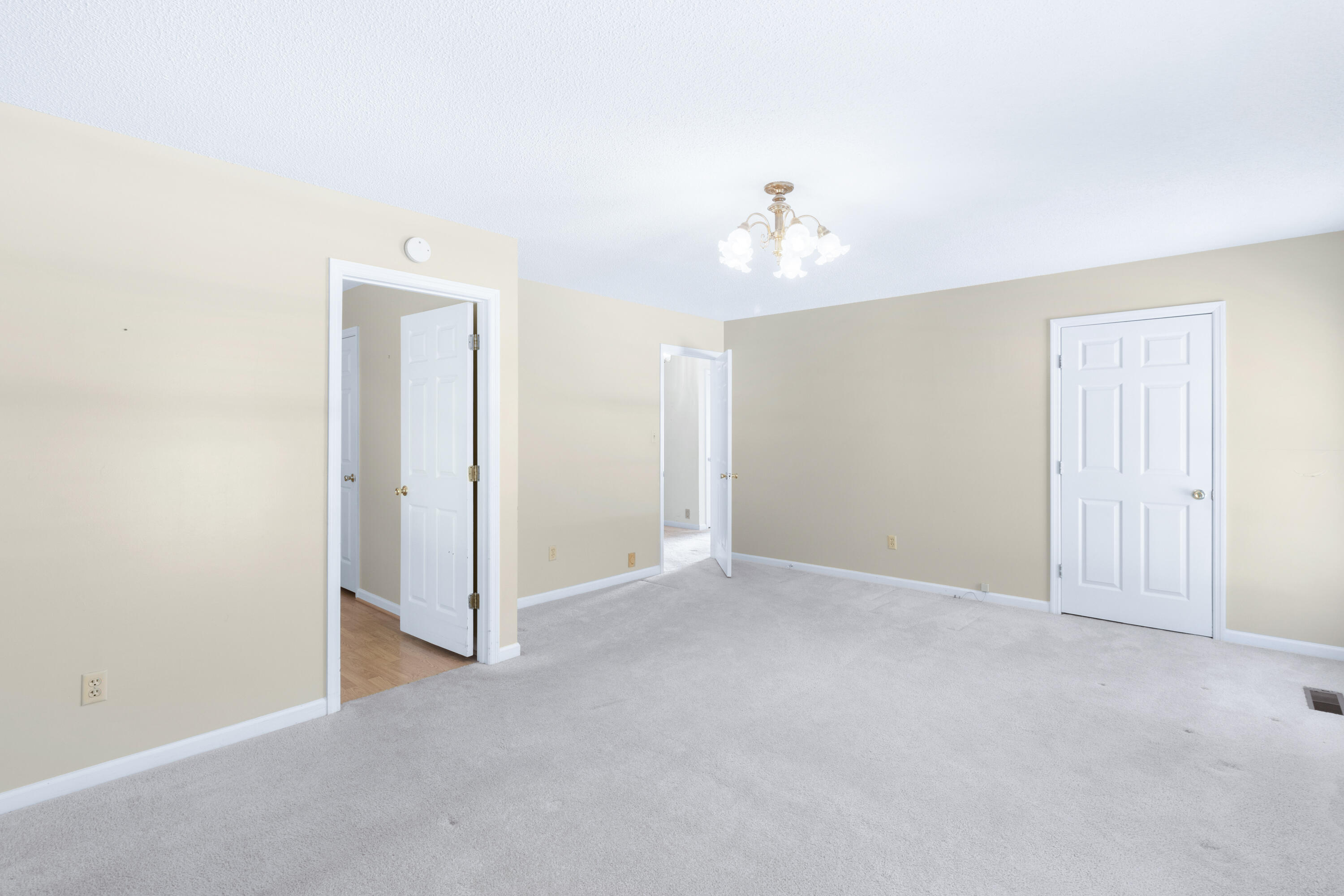 10511 E Brainerd Road