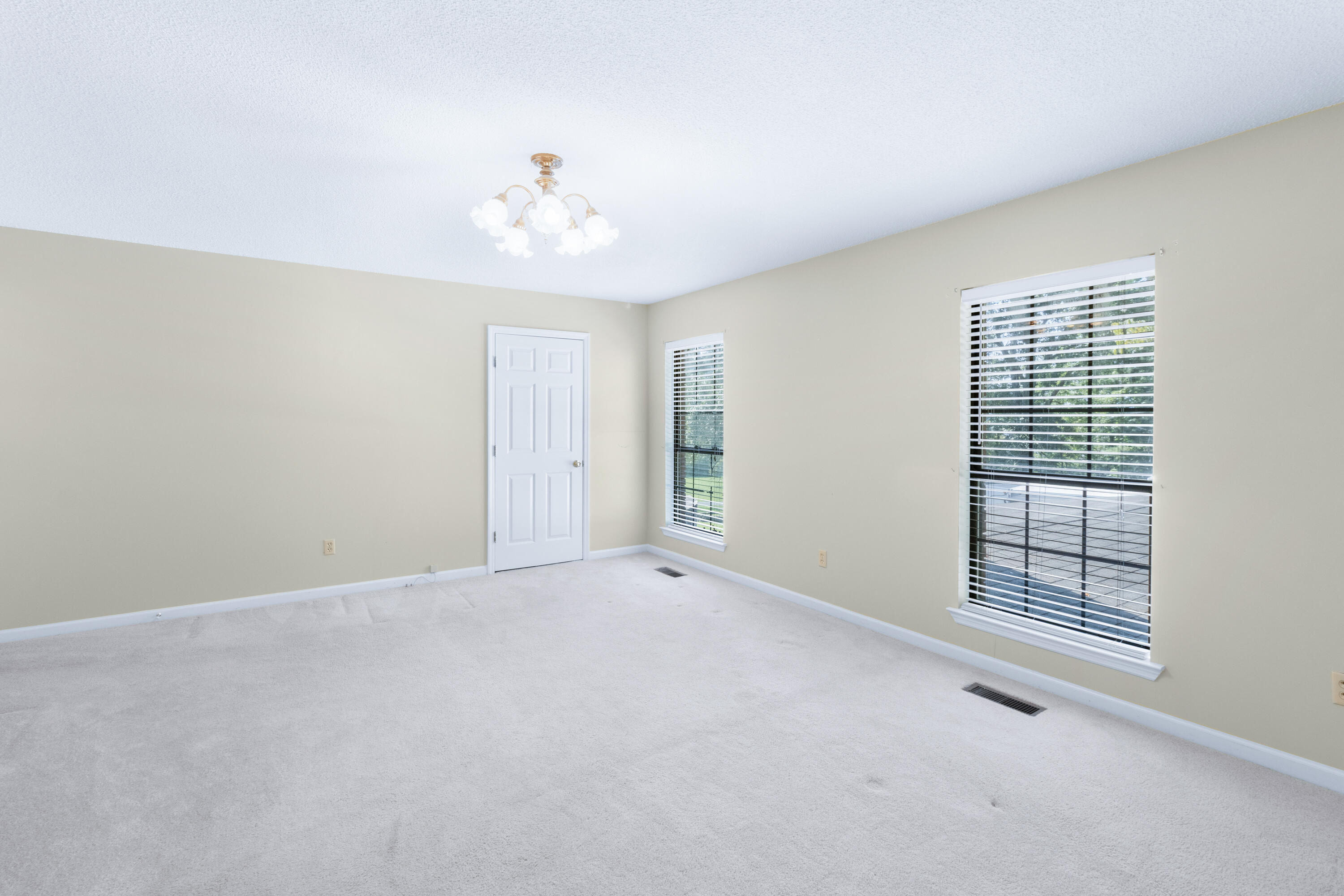 10511 E Brainerd Road